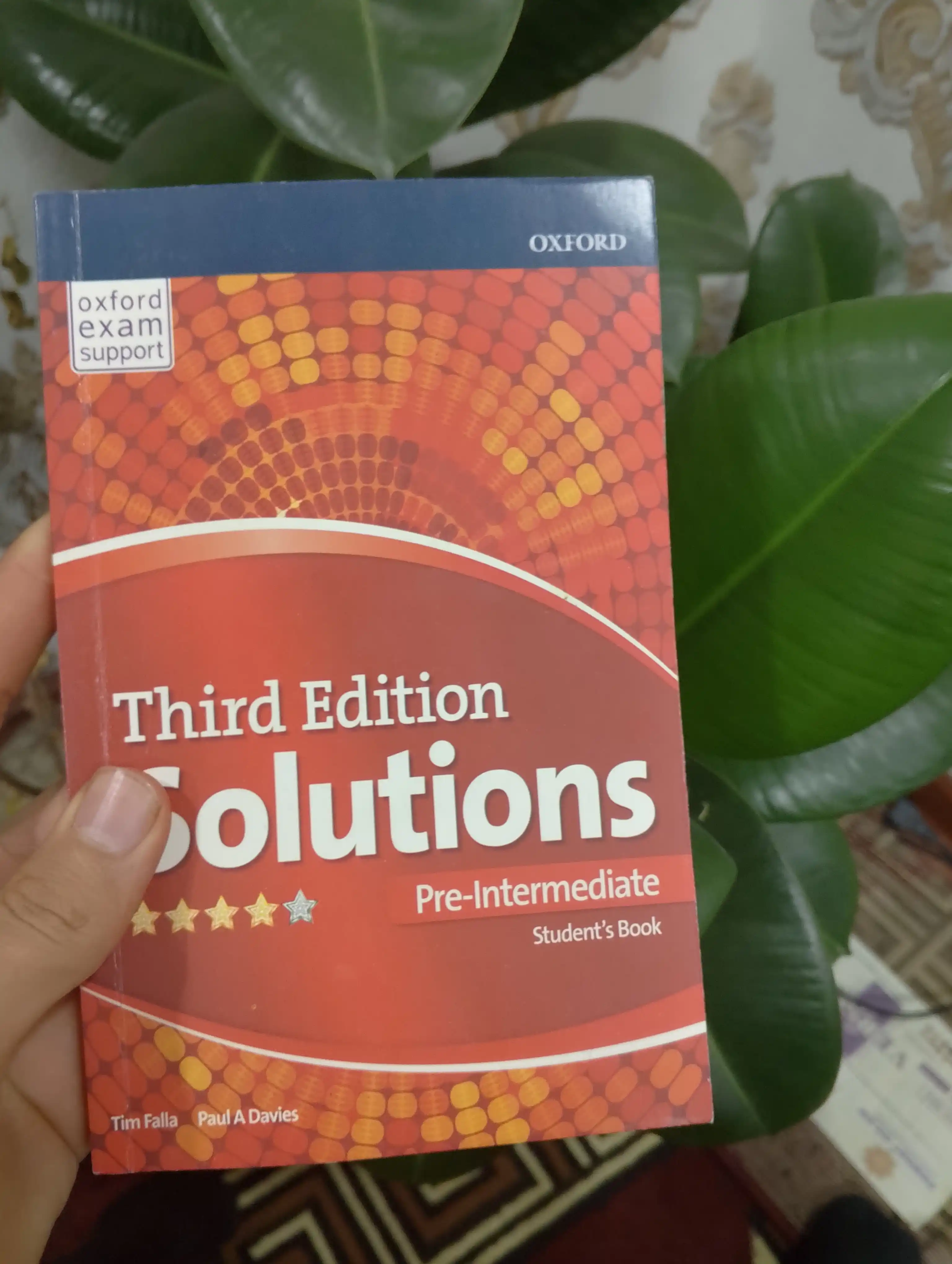 Solutions Third Edition — Elementary va Pre-Intermediate, Student’s Book va Workbook