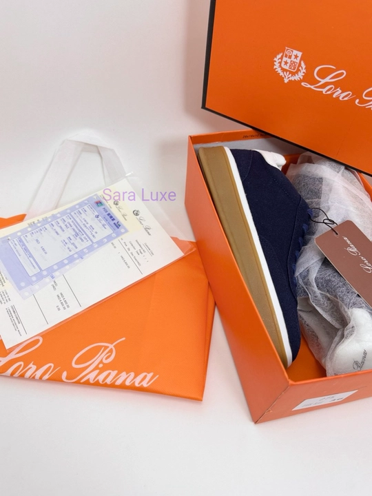 Женские кроссовки Lora Piana на любой сезон года, есть коробка и документ