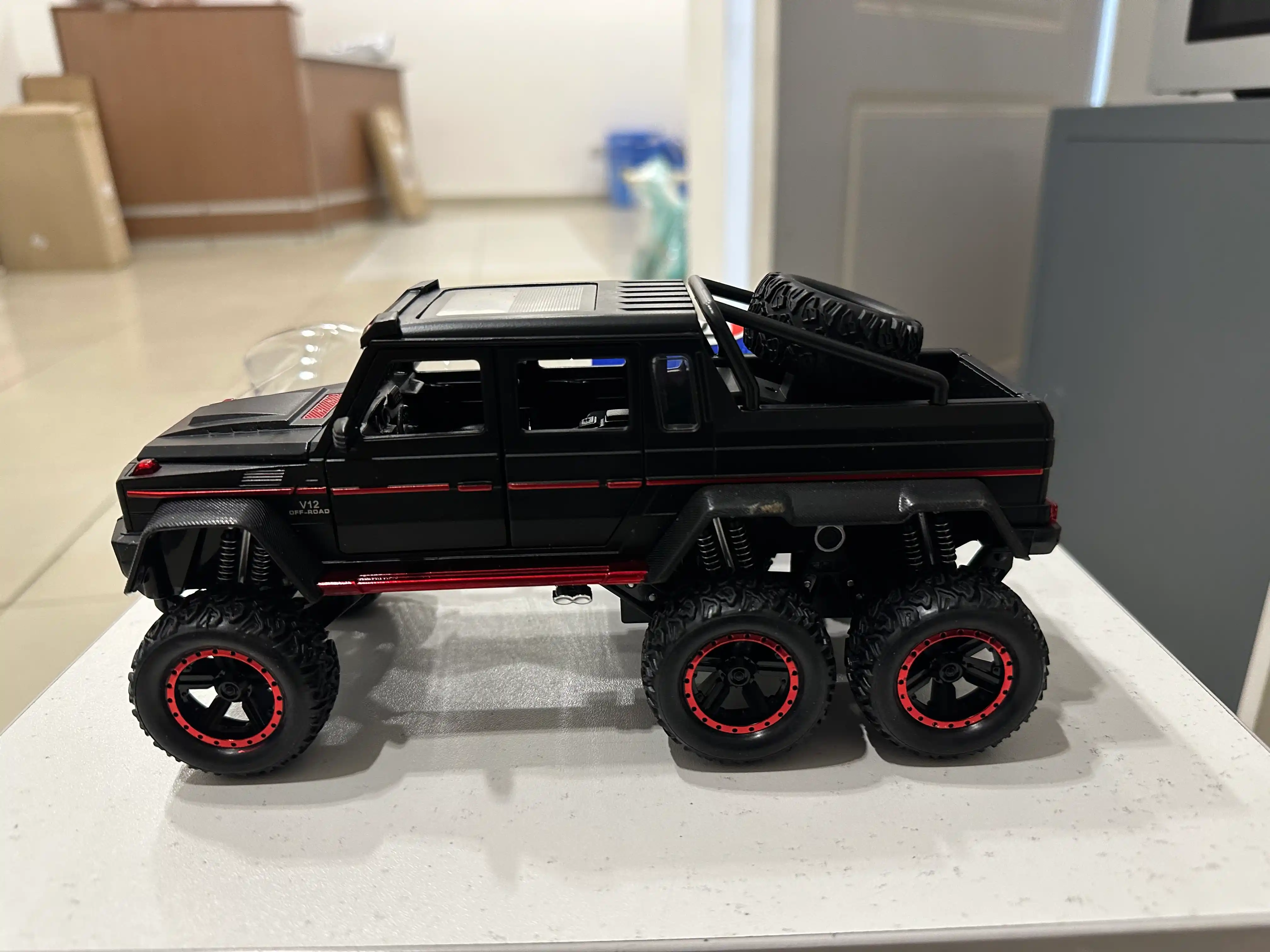 FIDGO avtomobil modeli, Mercedes G63 AMG 6x6