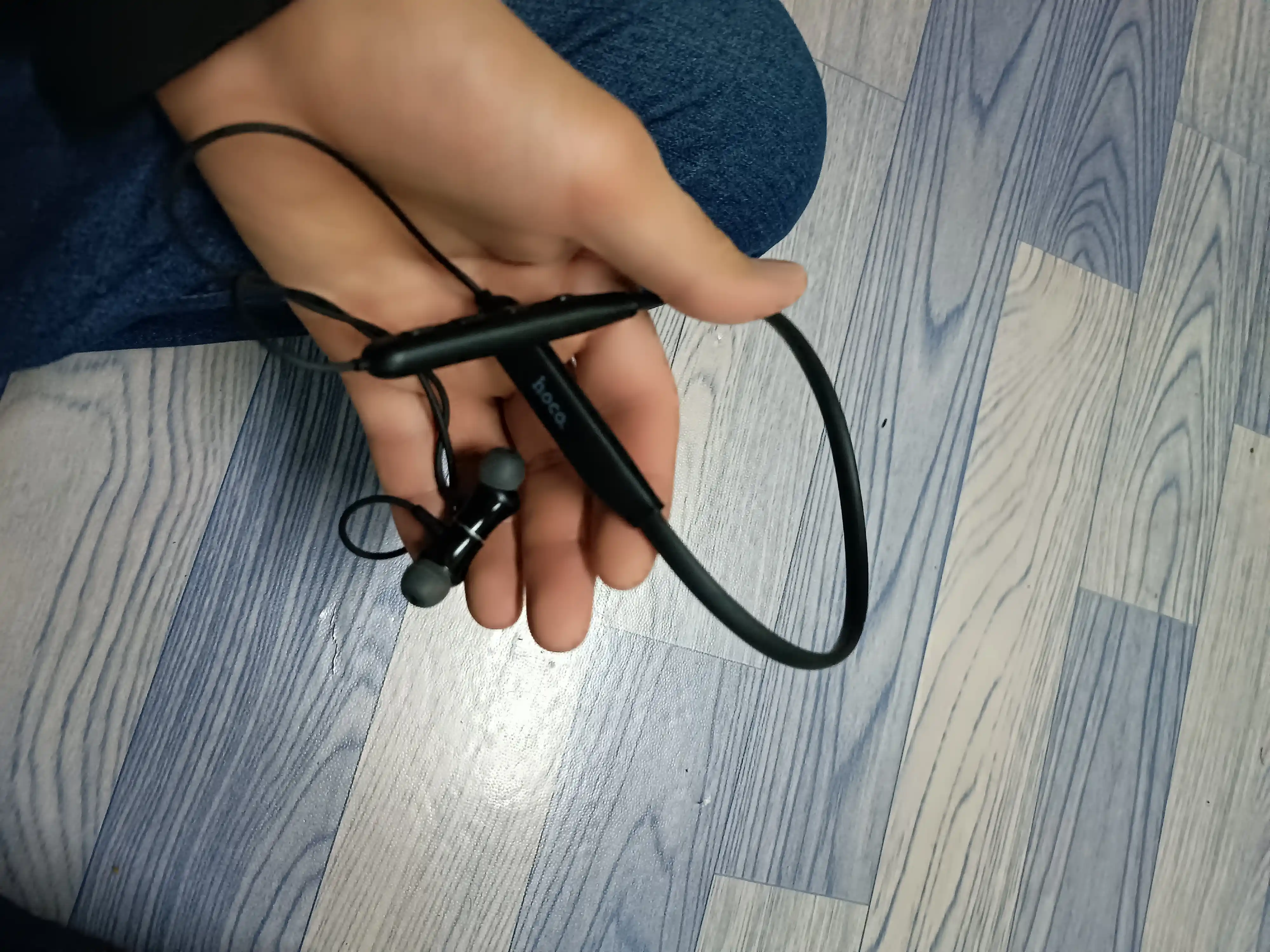 Simsiz quloqchinlar Hoco es64