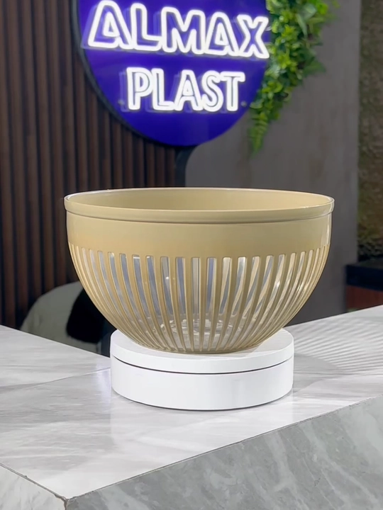Plastik tog'ora ZEBRA, sig'imi  2.4 litr, salat uchun idish, mikser idish