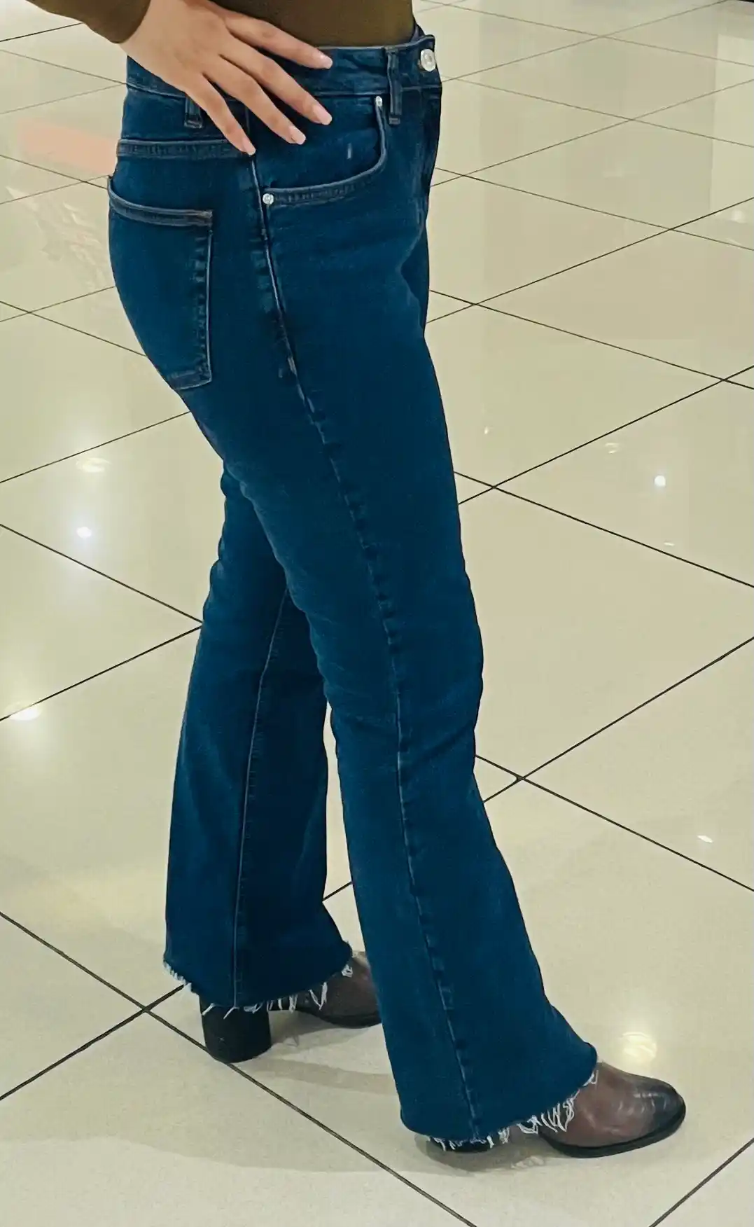Jinsi shim bootcut o'rta o'tirish, 100% paxta