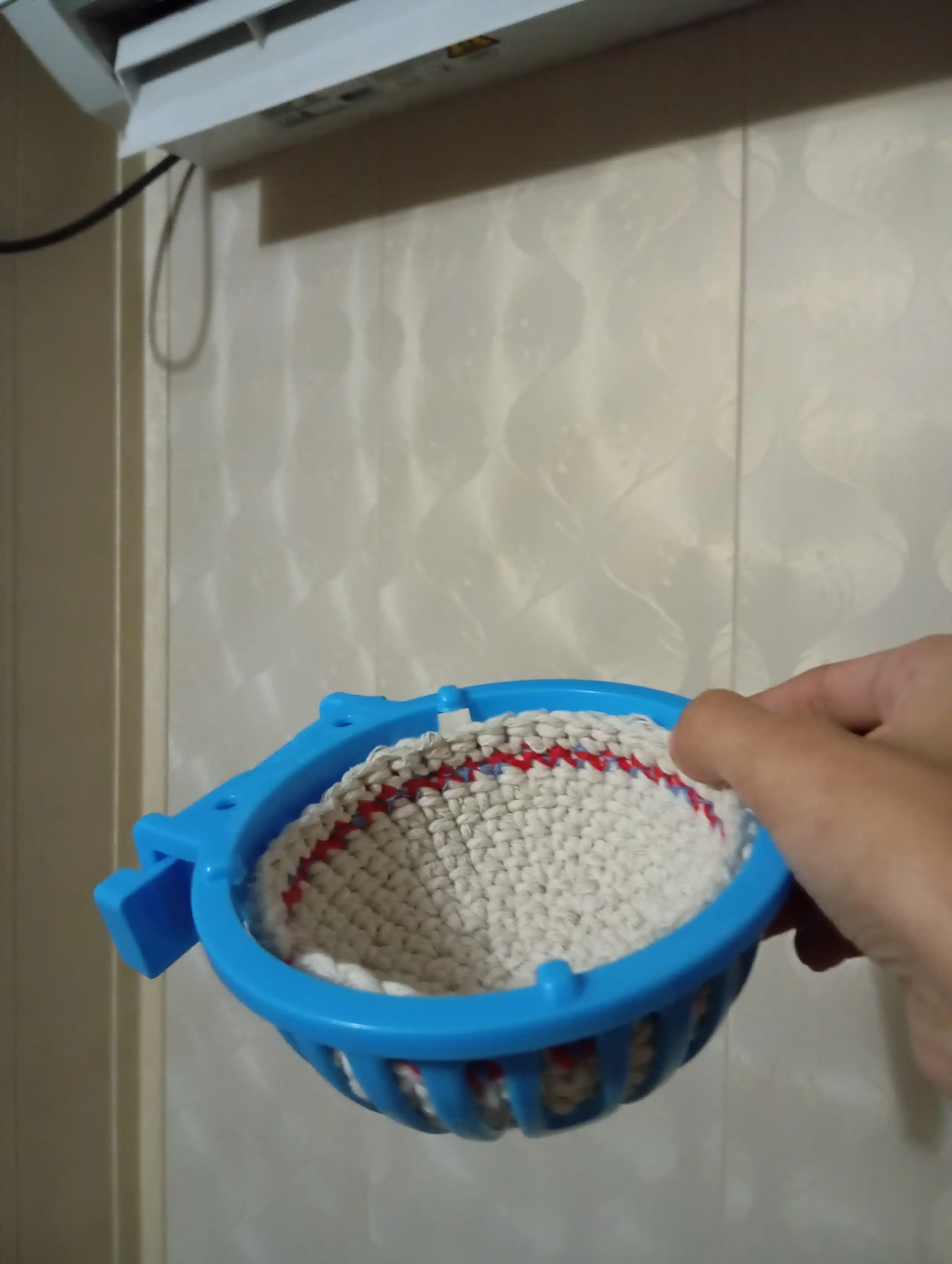 Плетеное гнездо для птиц, с креплением 14,5 x 11,5 x 6 см