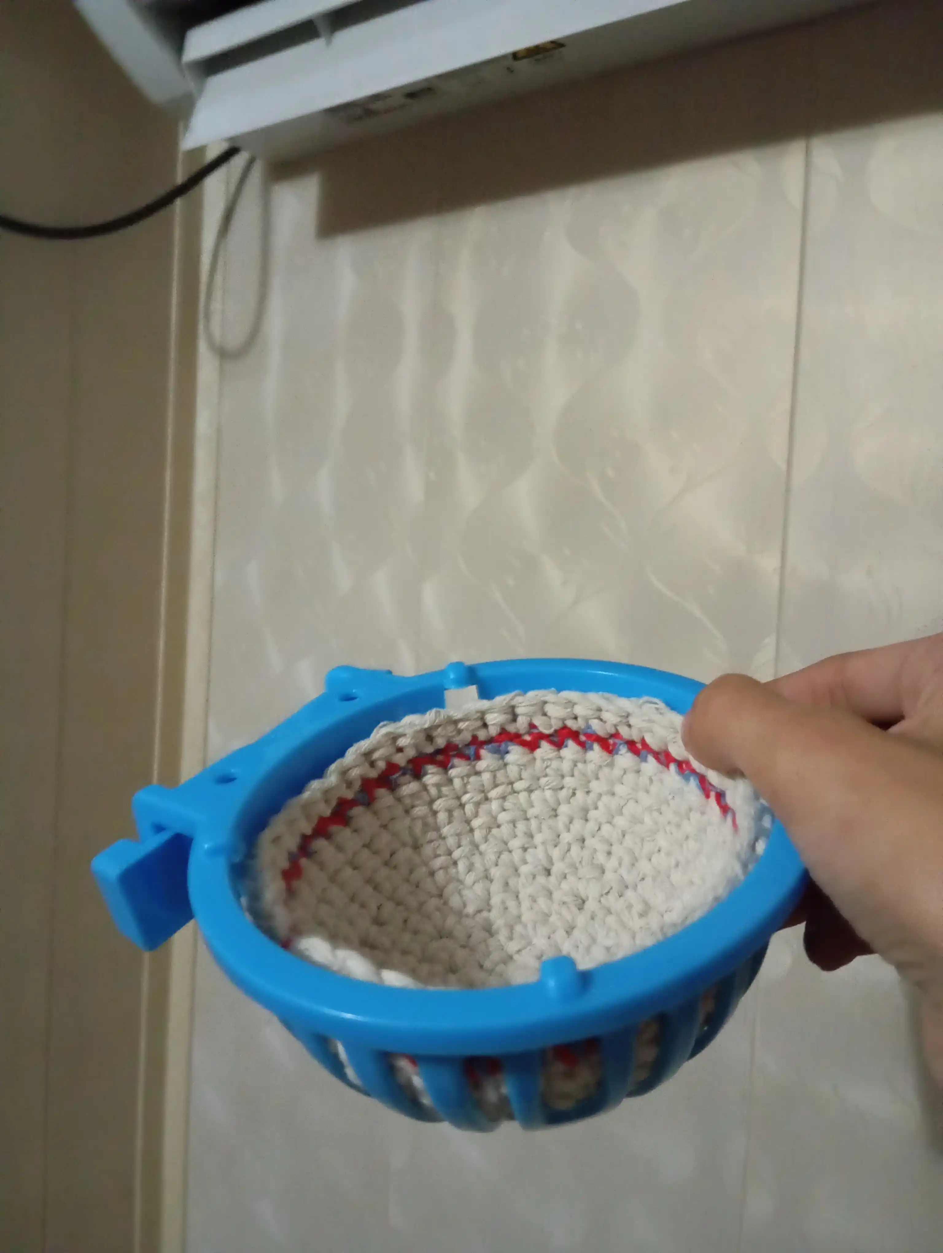 Плетеное гнездо для птиц, с креплением 14,5 x 11,5 x 6 см