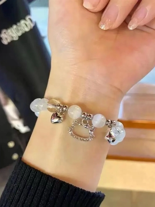 Браслет с рисунком Hello Kitty, c подвесками