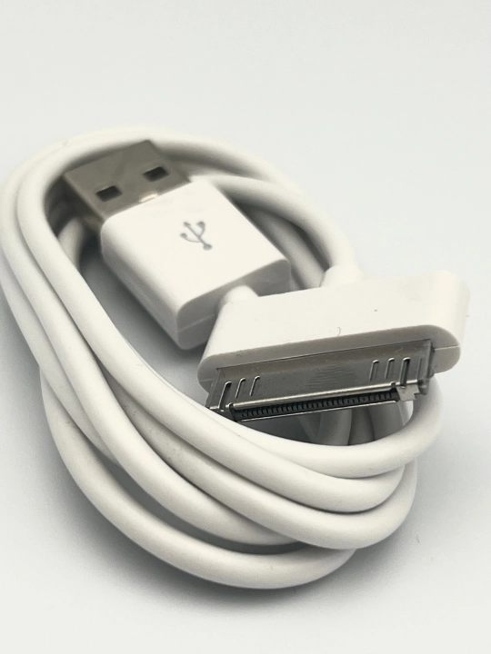 Зарядный кабель для iPhone 4