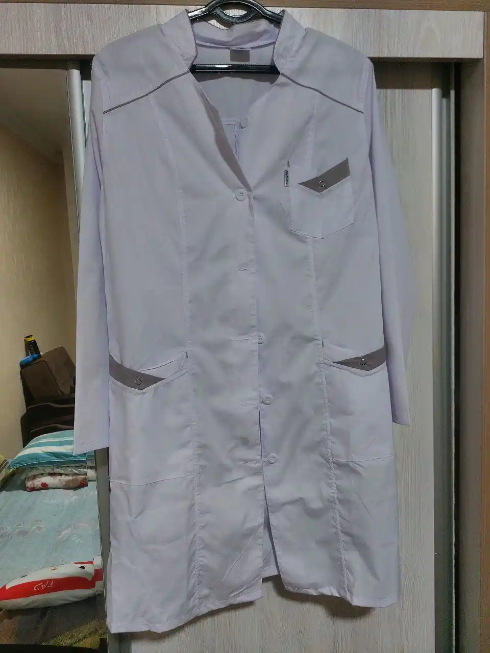 Tibbiy xalat "Donna"