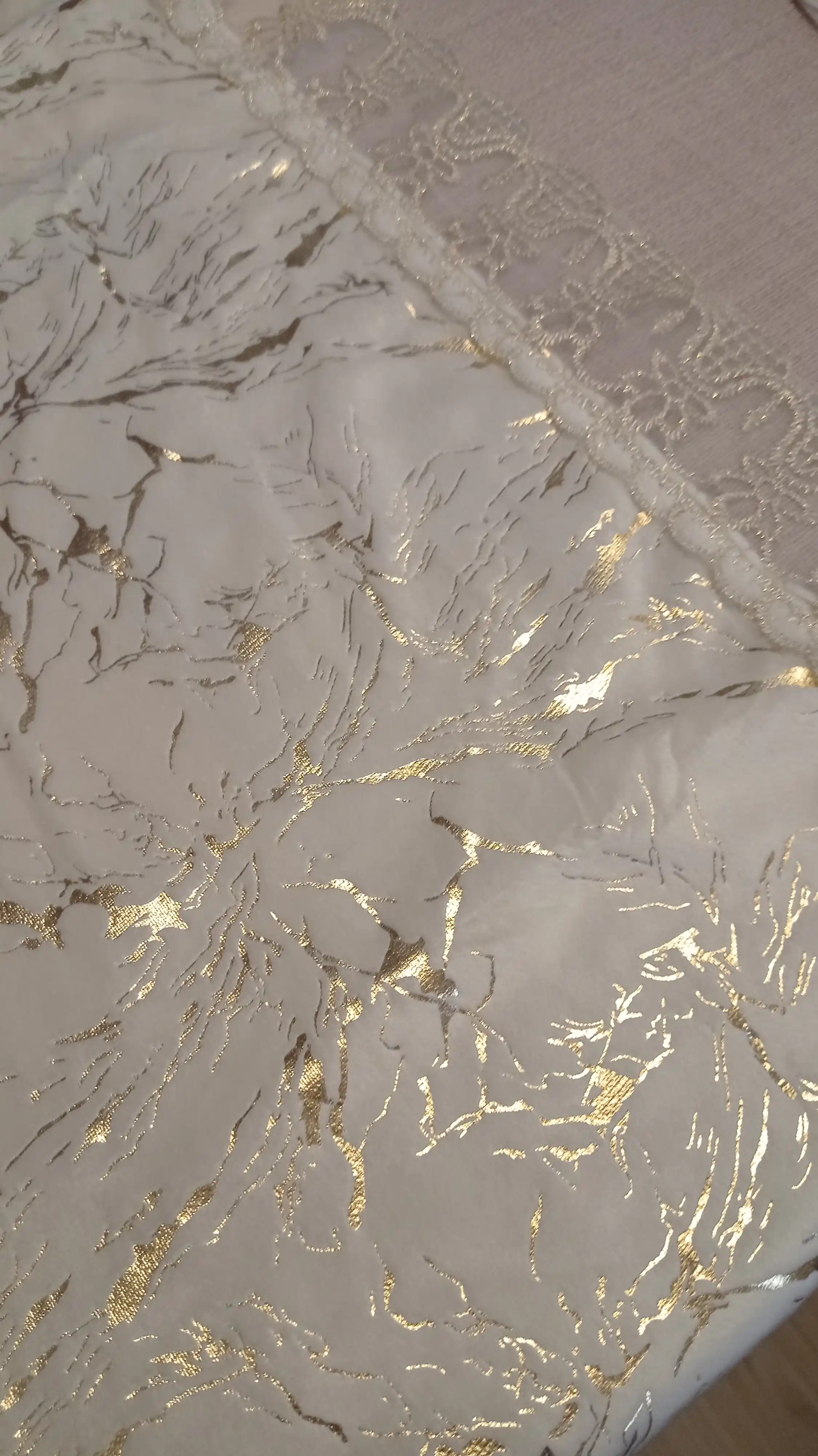 Скатерть для кухни и гостиной, из велюрового материала с кружевами от Luxorious