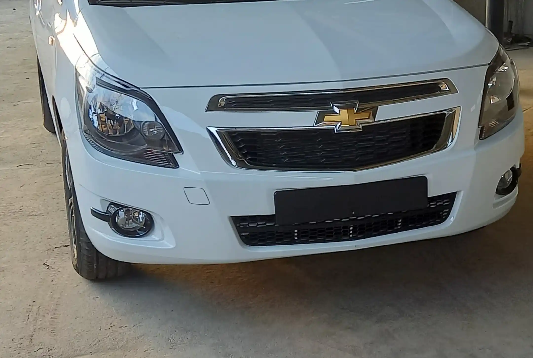 Никелевые накладки для противотуманной фары Chevrolet Cobalt, Matiz туманка ПТФ