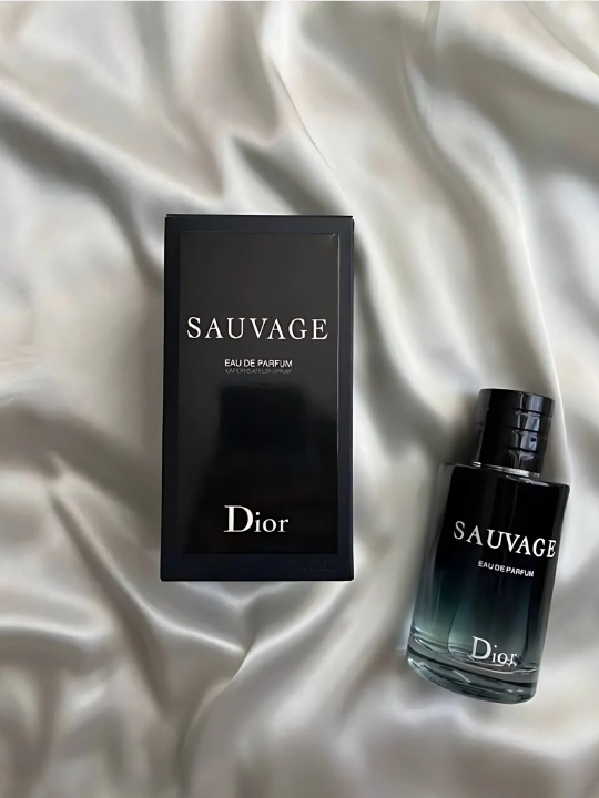 Parfyumlangan suvi Dior Sauvage, 100 ml - 