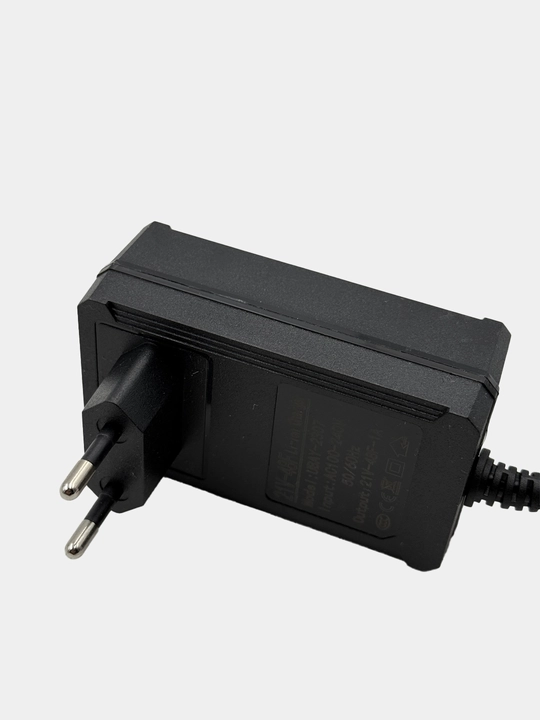 Зарядное устройство Biyoti BYT-XC101, ART 2088