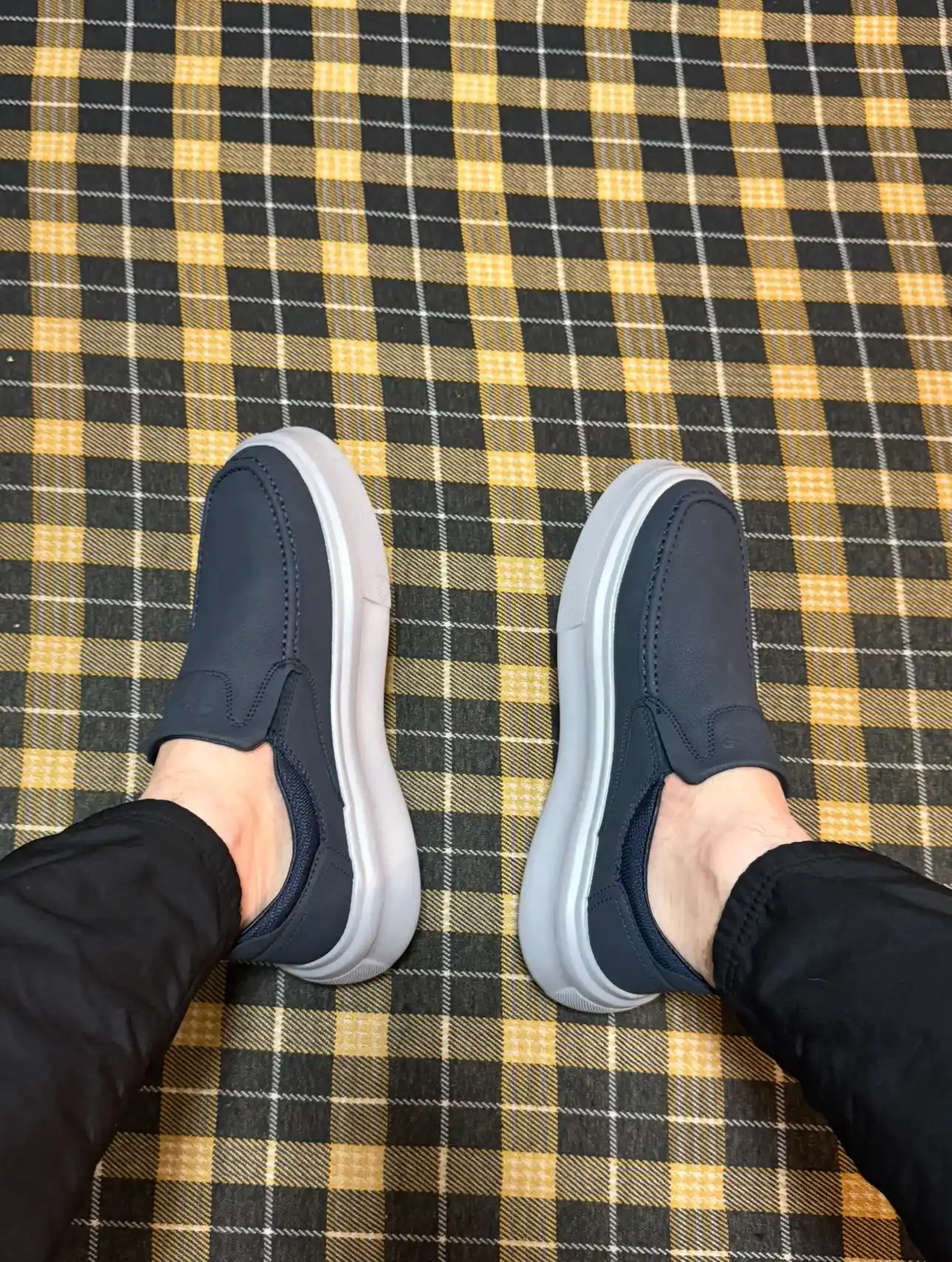 Erkaklar va ayollar uchun sliponlar, eko material, 39-43