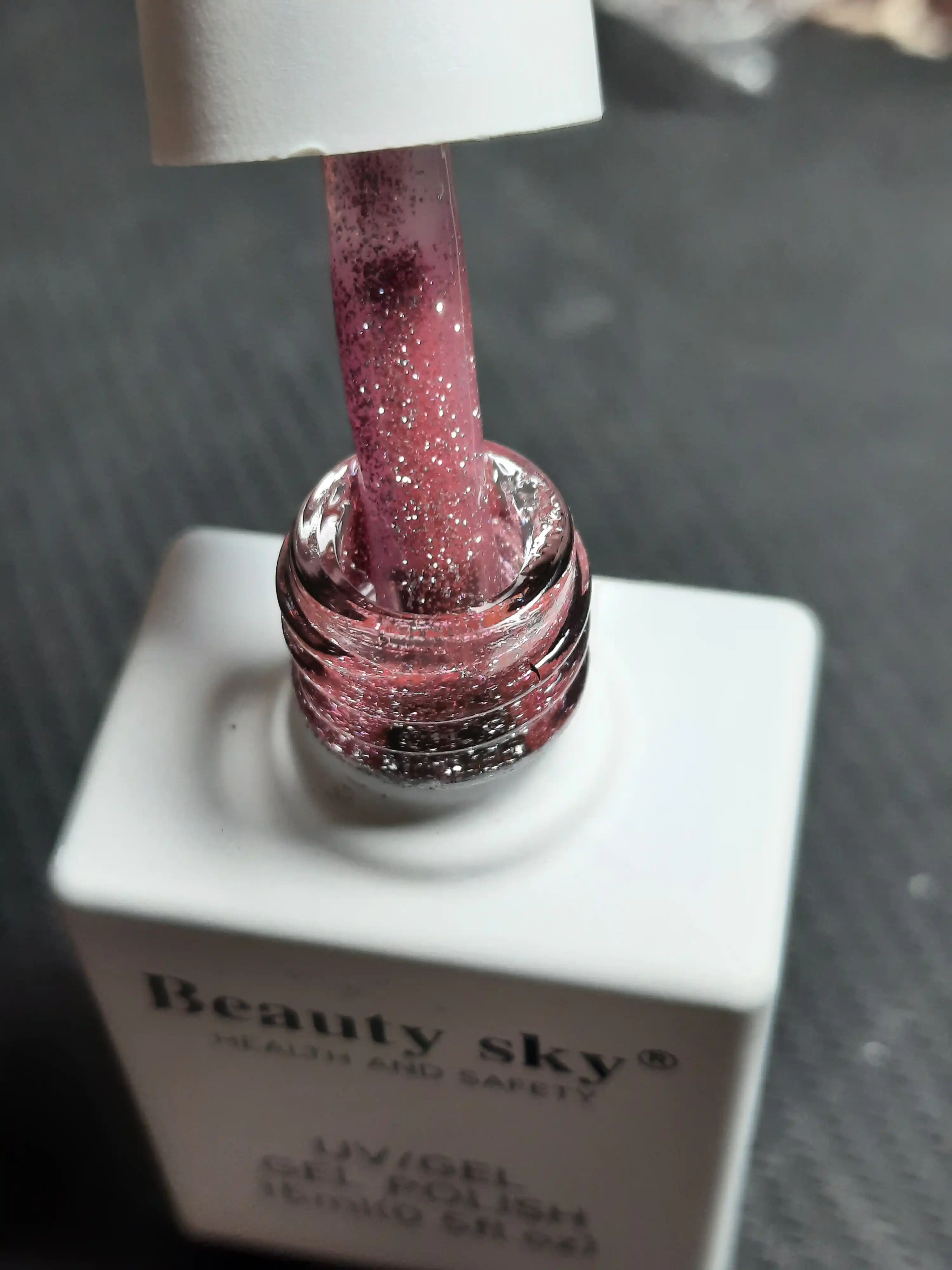 Mushuk ko‘zi tirnog‘i uchun gel-lak, beauty sky 51 ta rang, 15 ml