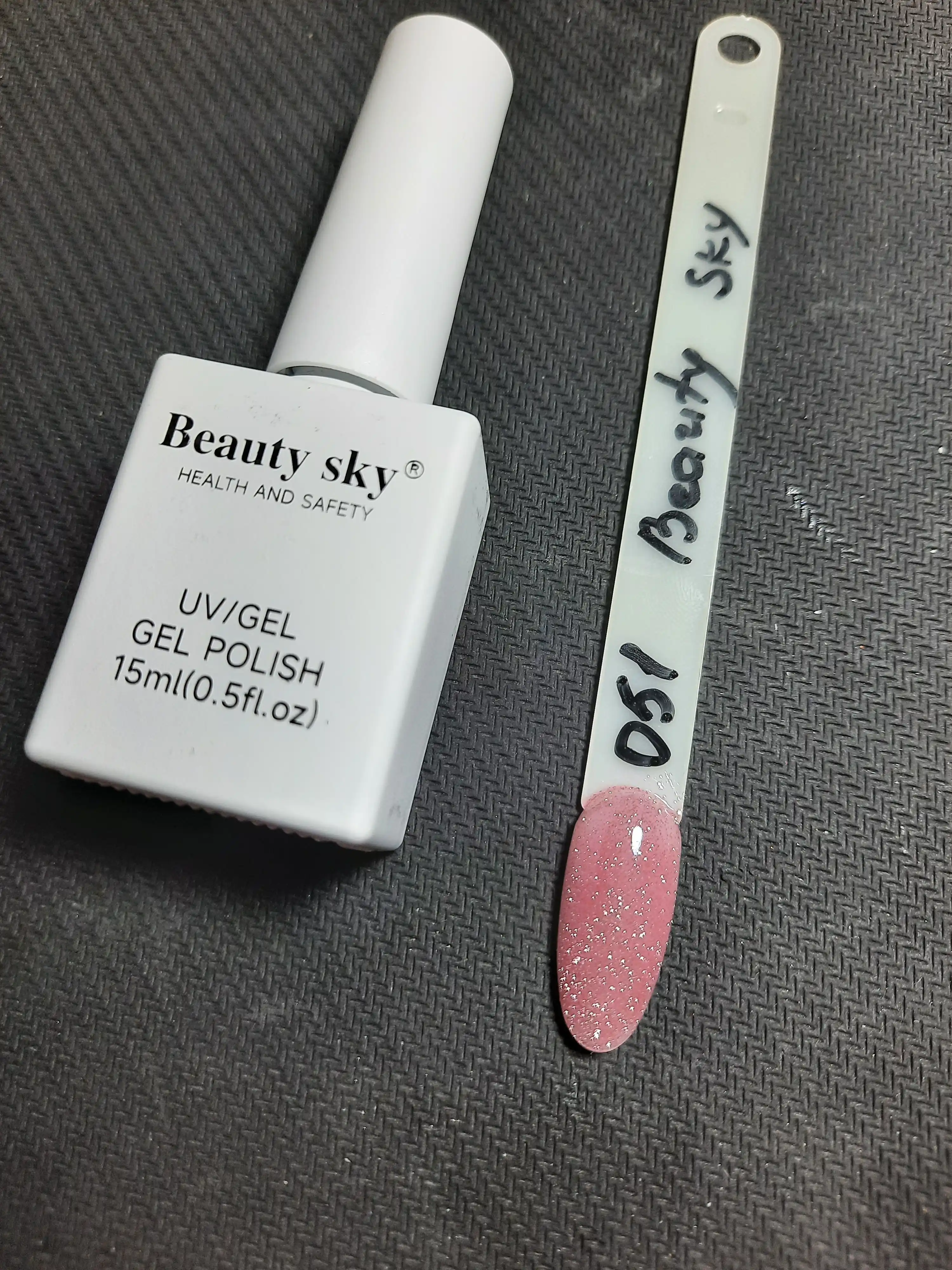 Mushuk ko‘zi tirnog‘i uchun gel-lak, beauty sky 51 ta rang, 15 ml