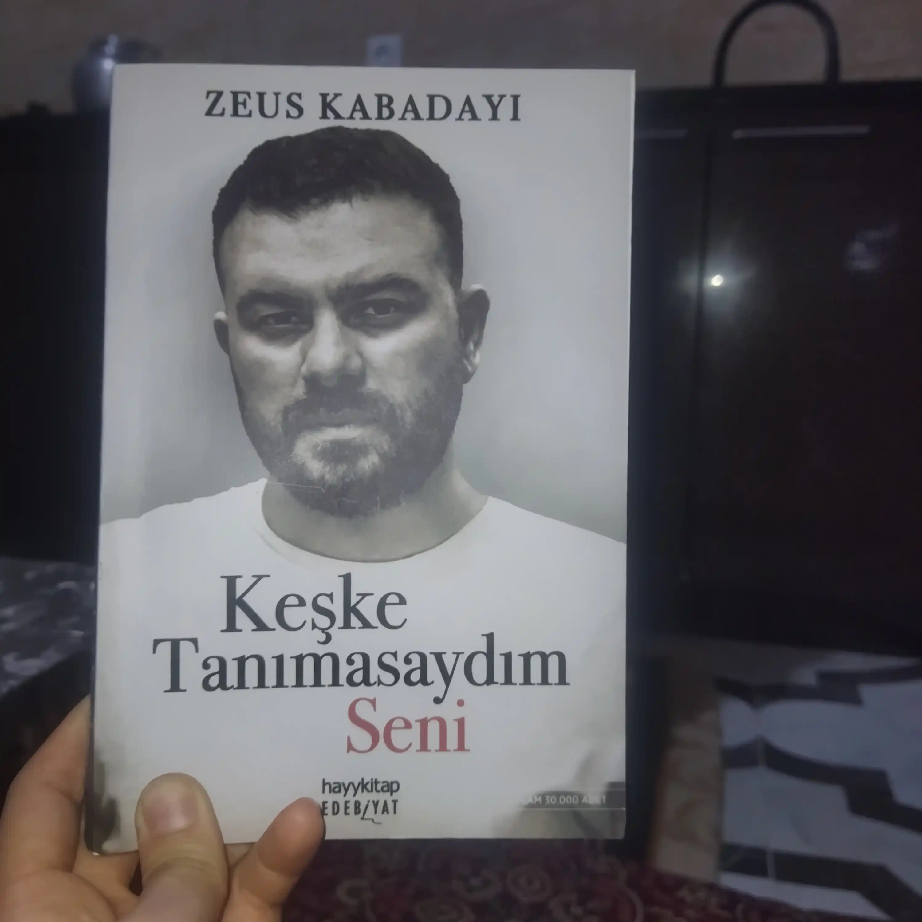 Кеске Танмасаyдм Сени. Зеус Кабадаyи