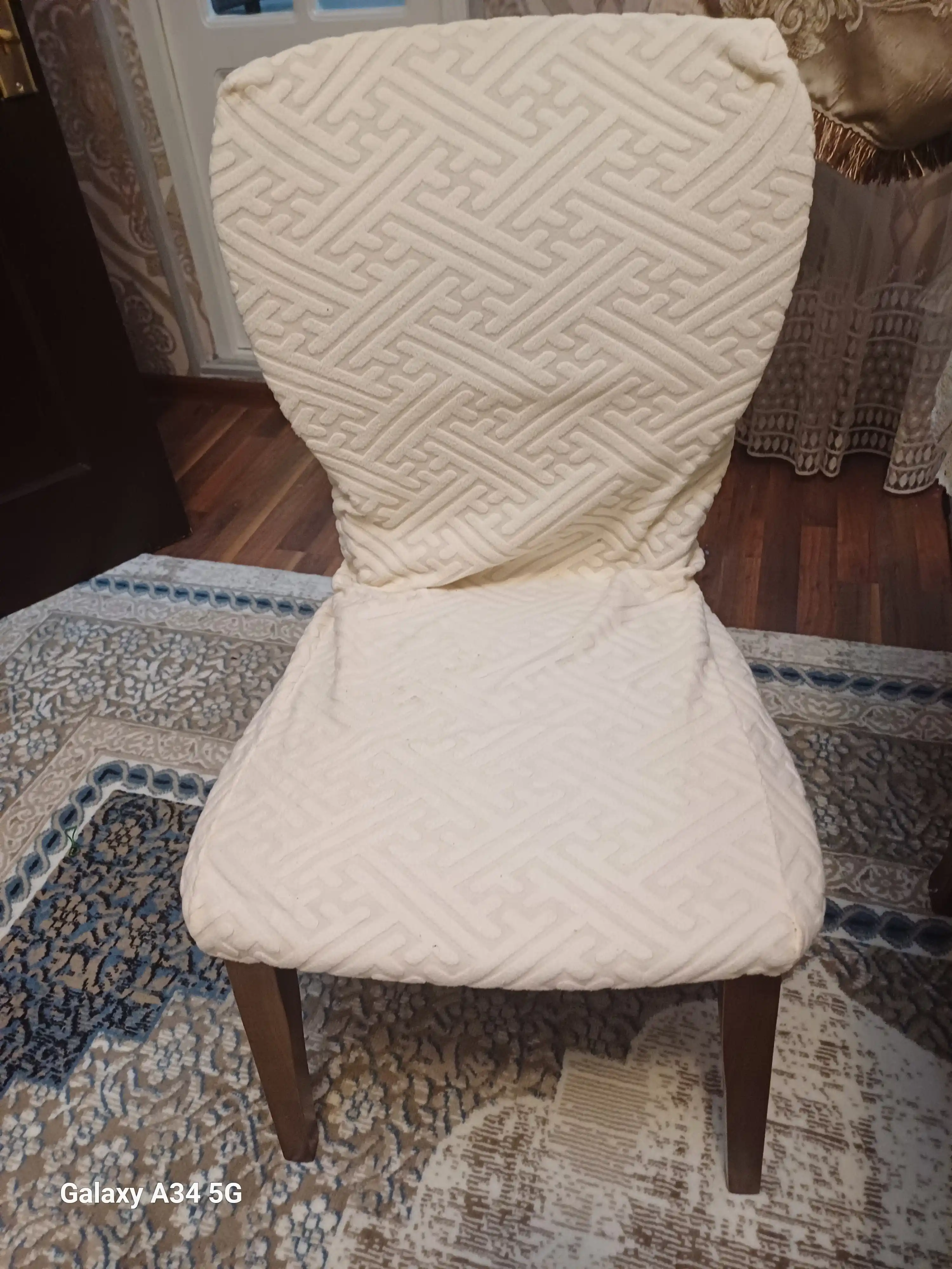 Stullar uchun g‘iloflar to‘plami, g‘iloflar o‘lchami va shakli bo‘yicha mos kelishi kerak