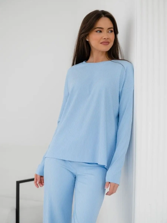 Комплект женской одежды, блузка и брюки из ткани "лапша"