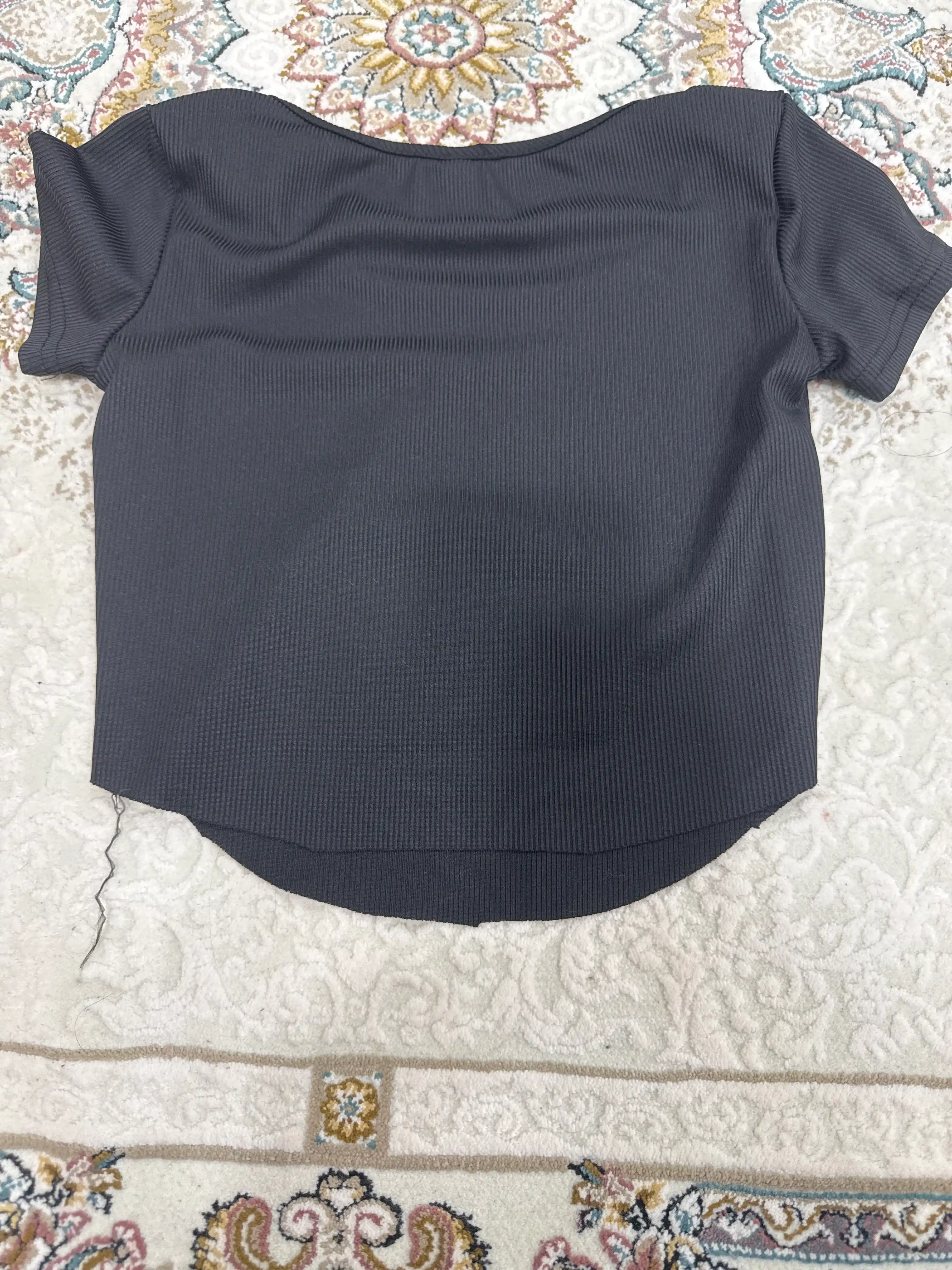 Ayollar futbolkasi, chuqur yoqali top, kalta yengli, rubchik matodan, asosiy, M–XXL