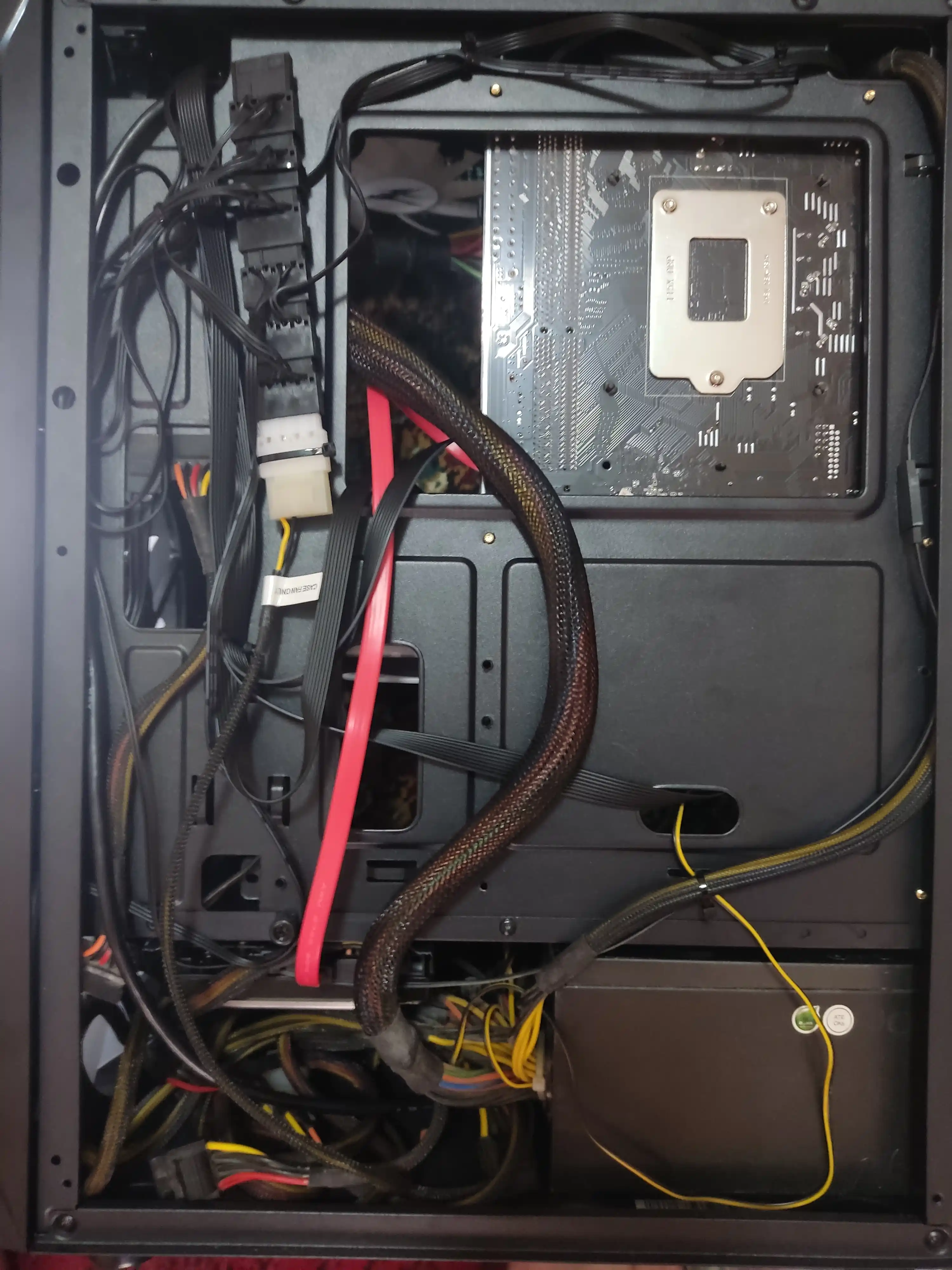 Компьютерный корпус Zalman N4 N4REV.1, 6 кулеров в комплекте, стекло, RGB подсветка