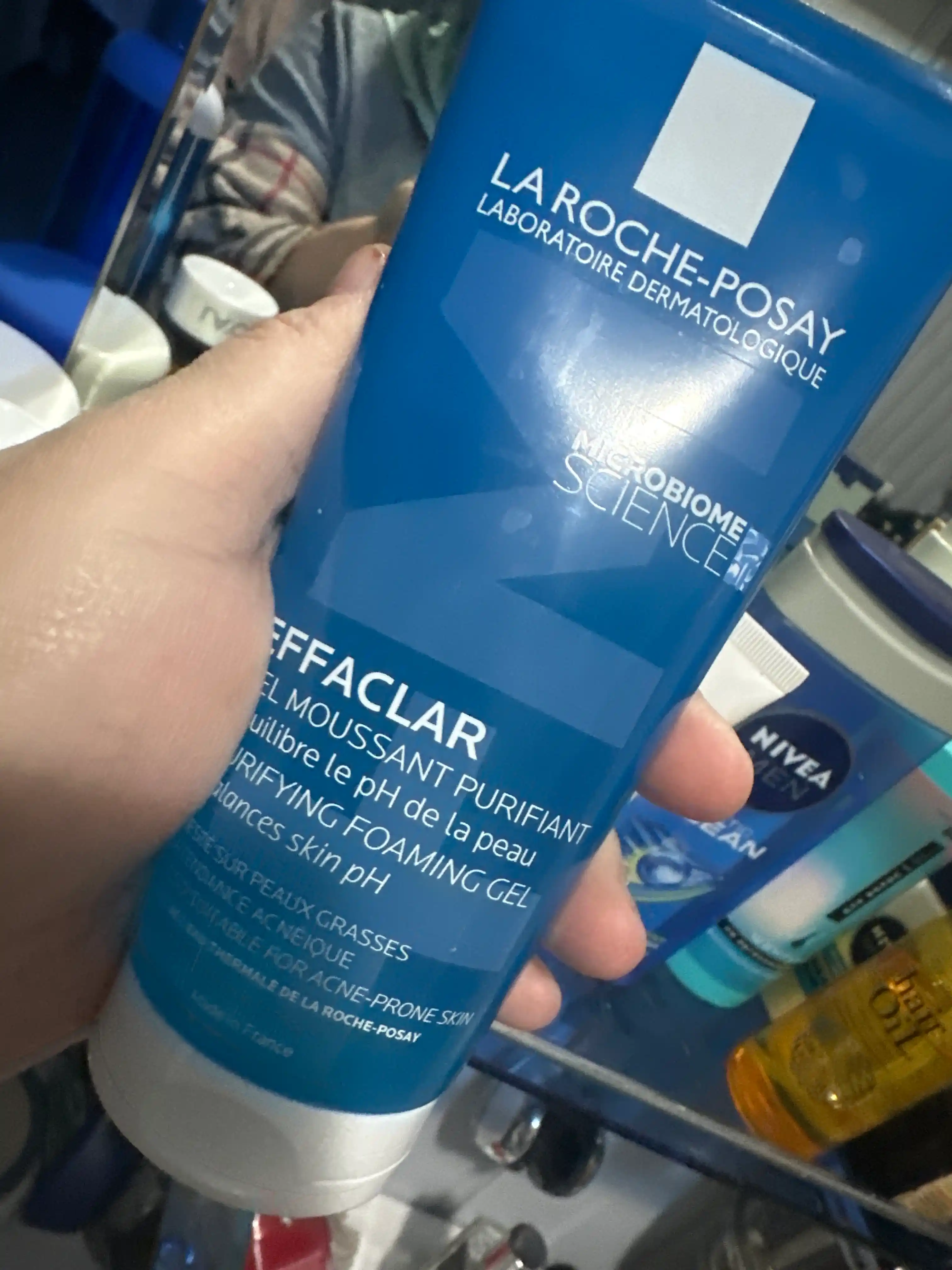 Гель очищающий LA ROCHE-POSAY EFFACLAR, пенящийся для чувствительной жирной кожи лица и тела, 200 мл