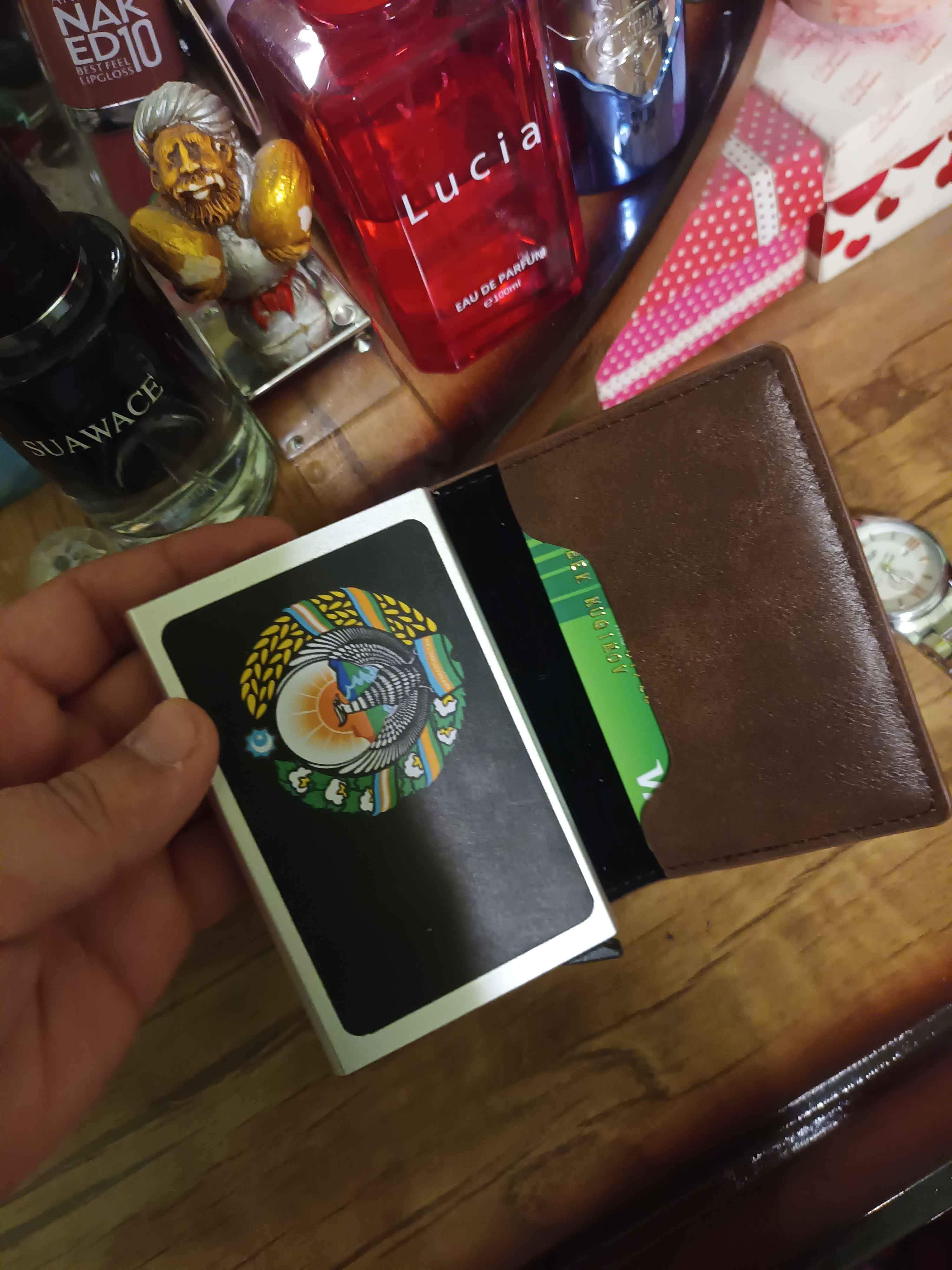 Kartxolder hamyon pul, bank kartasi, passport uchun