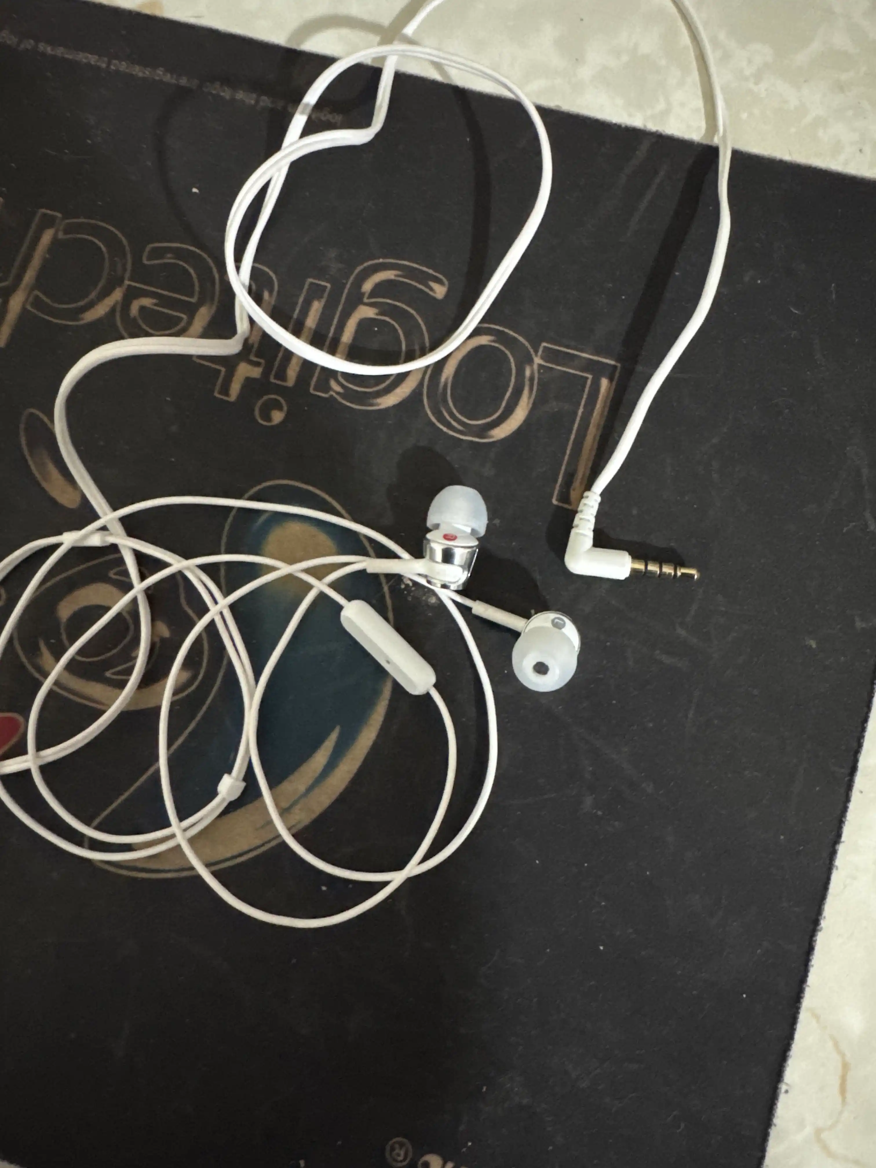 Quloqchinlar Sony MDR-EX155AP