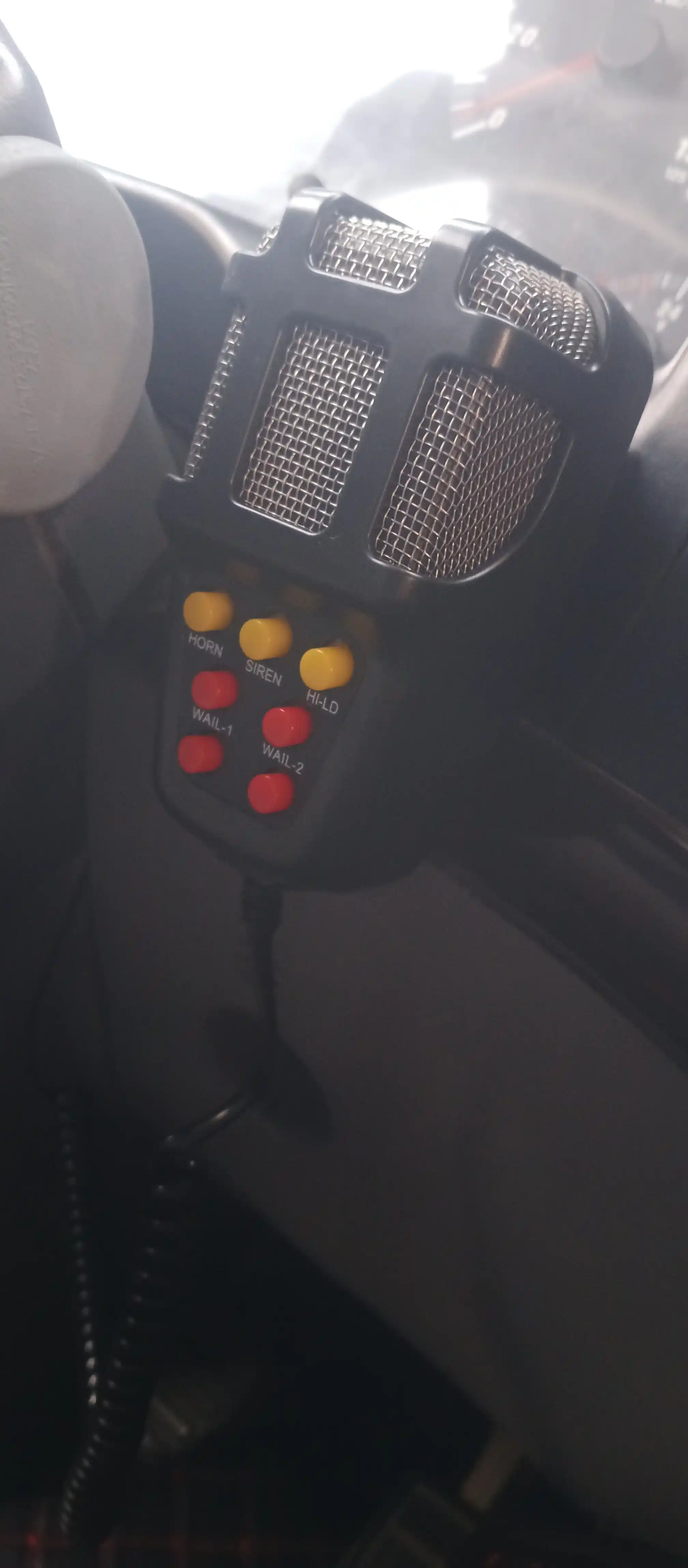 Sirena, karnay va mikrofon bilan SGU, 7 xil signal, 12V, 100W, 150 Db