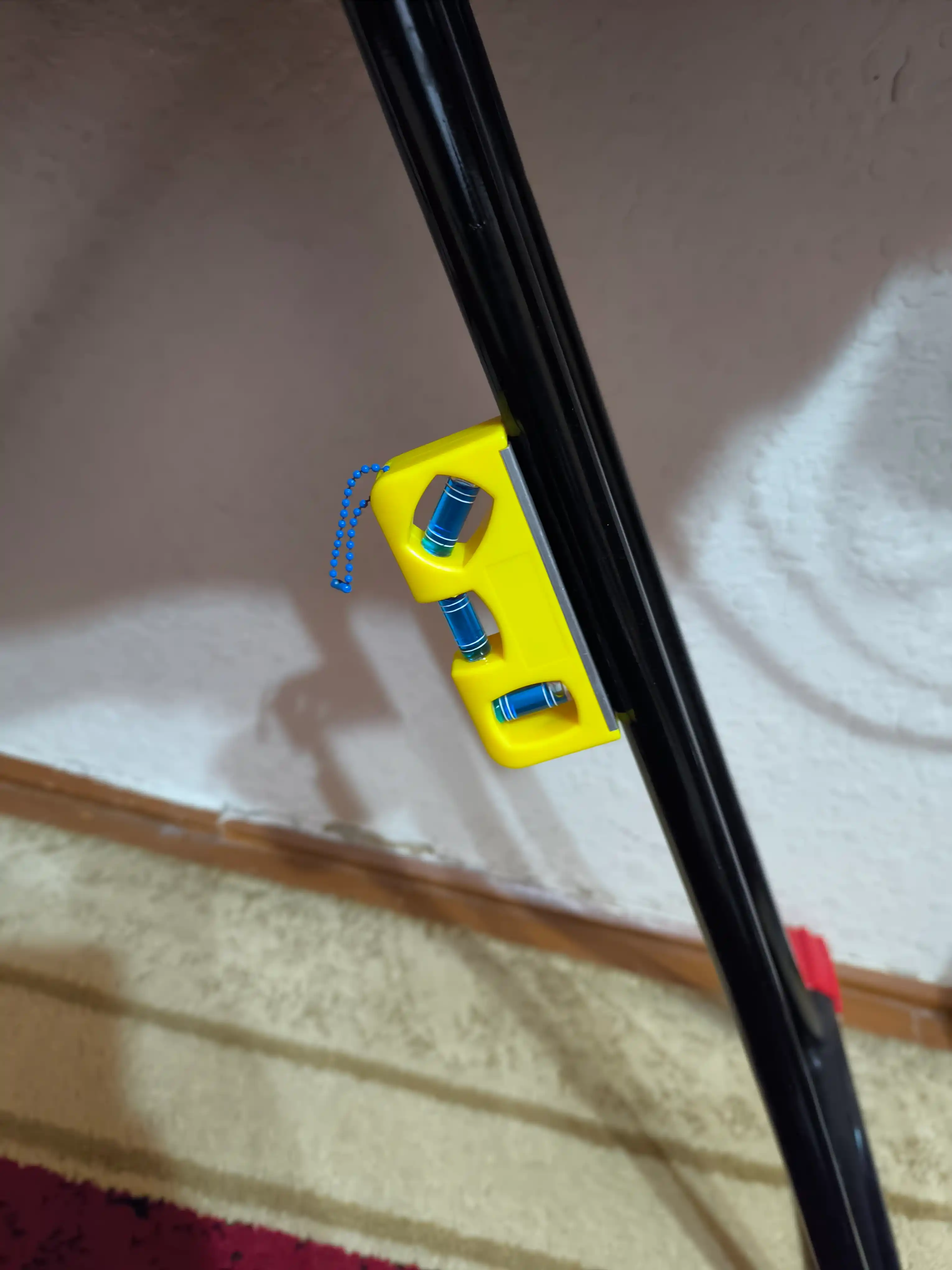 Qurilish uchun tekislash asbobi, magnit, uch tekislik, 100 mm