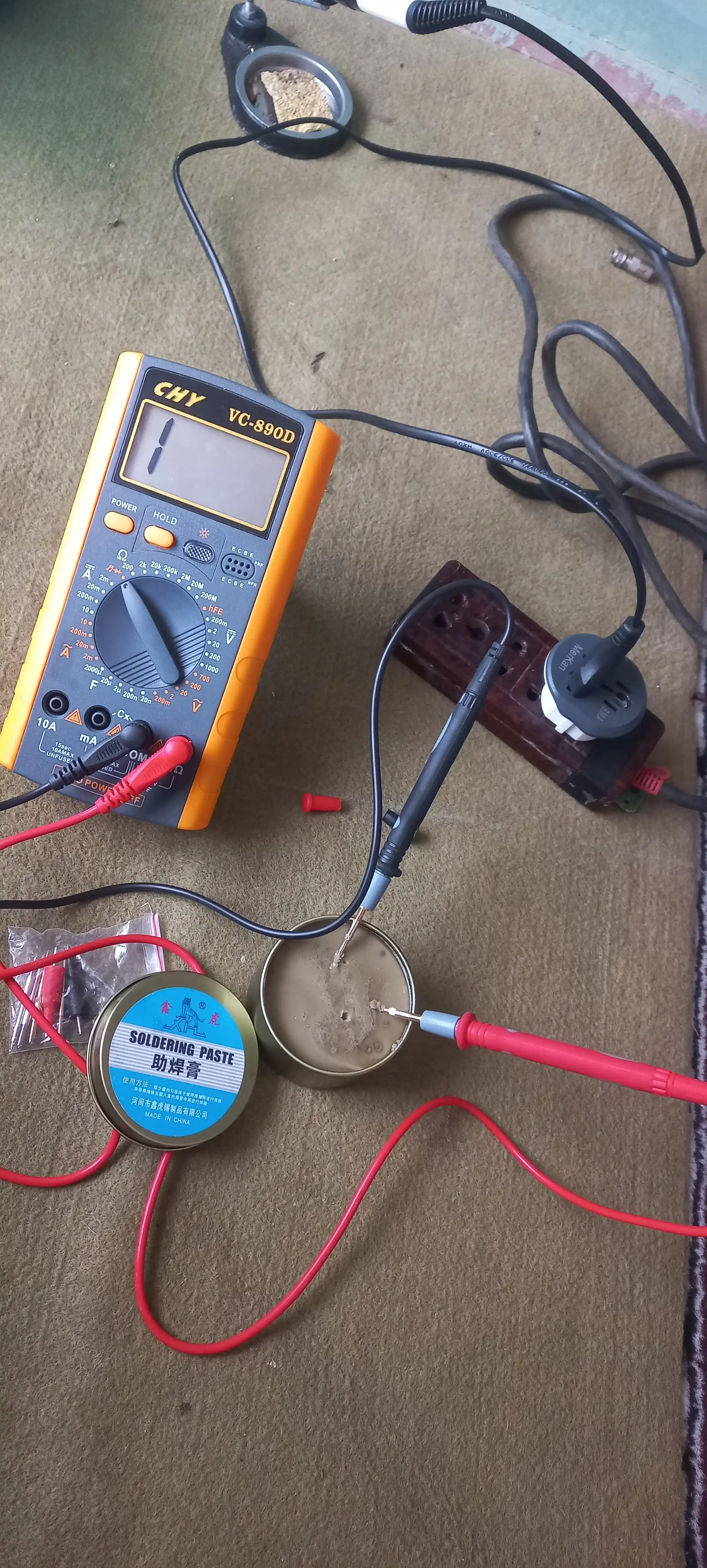 Паяльная паста Solder Paste, 100 гр, для SMD компонентов, чистая пайка канифоль