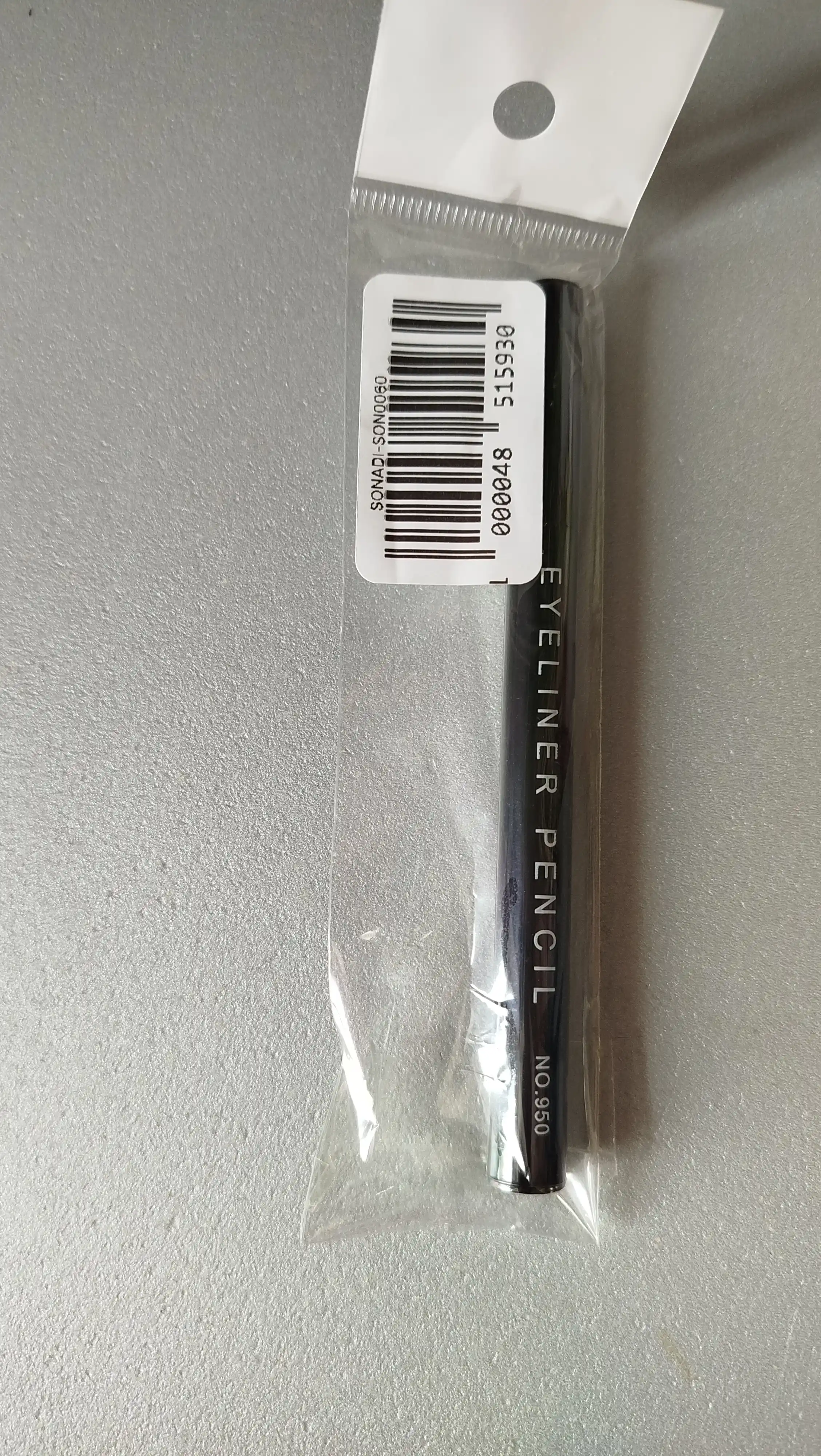 Suvga chidamli, ko‘z uchun suyuq podvodka, qattiq uchli, 2 ml
