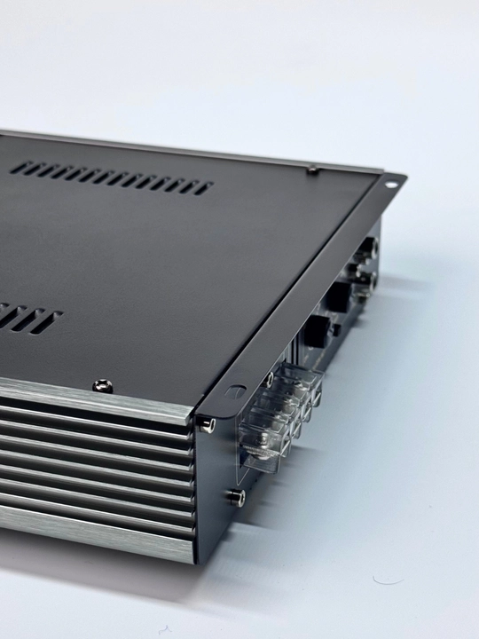 Pioneer Усилитель звука для авто 2-4-канальный, 2200-6800 Вт
