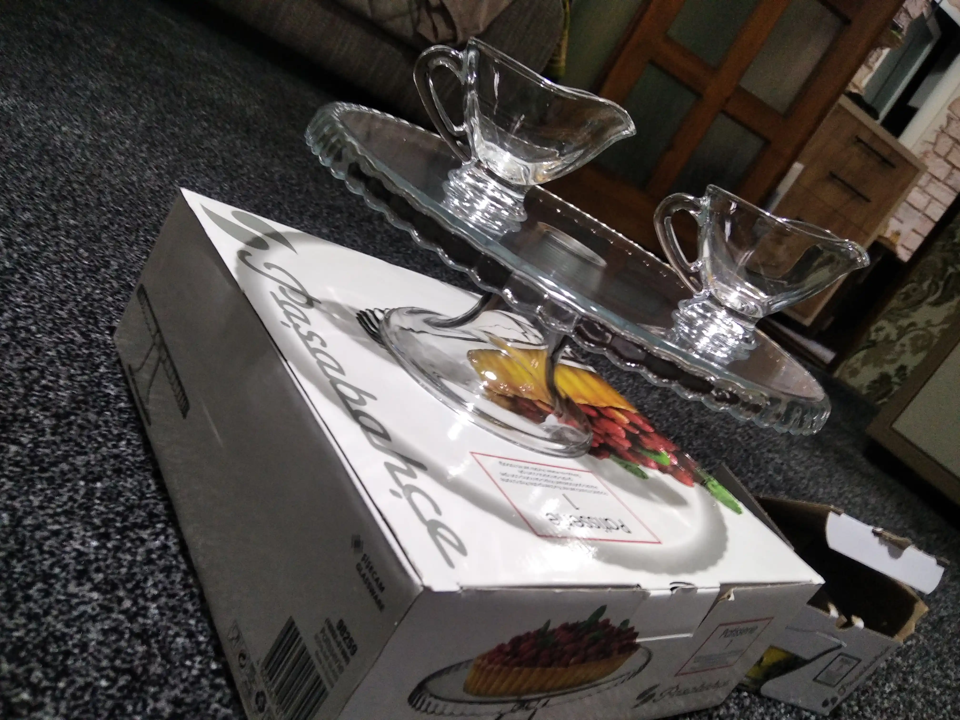 Блюдо на ножке стеклянное Pasabahce Patisserie 280 мм