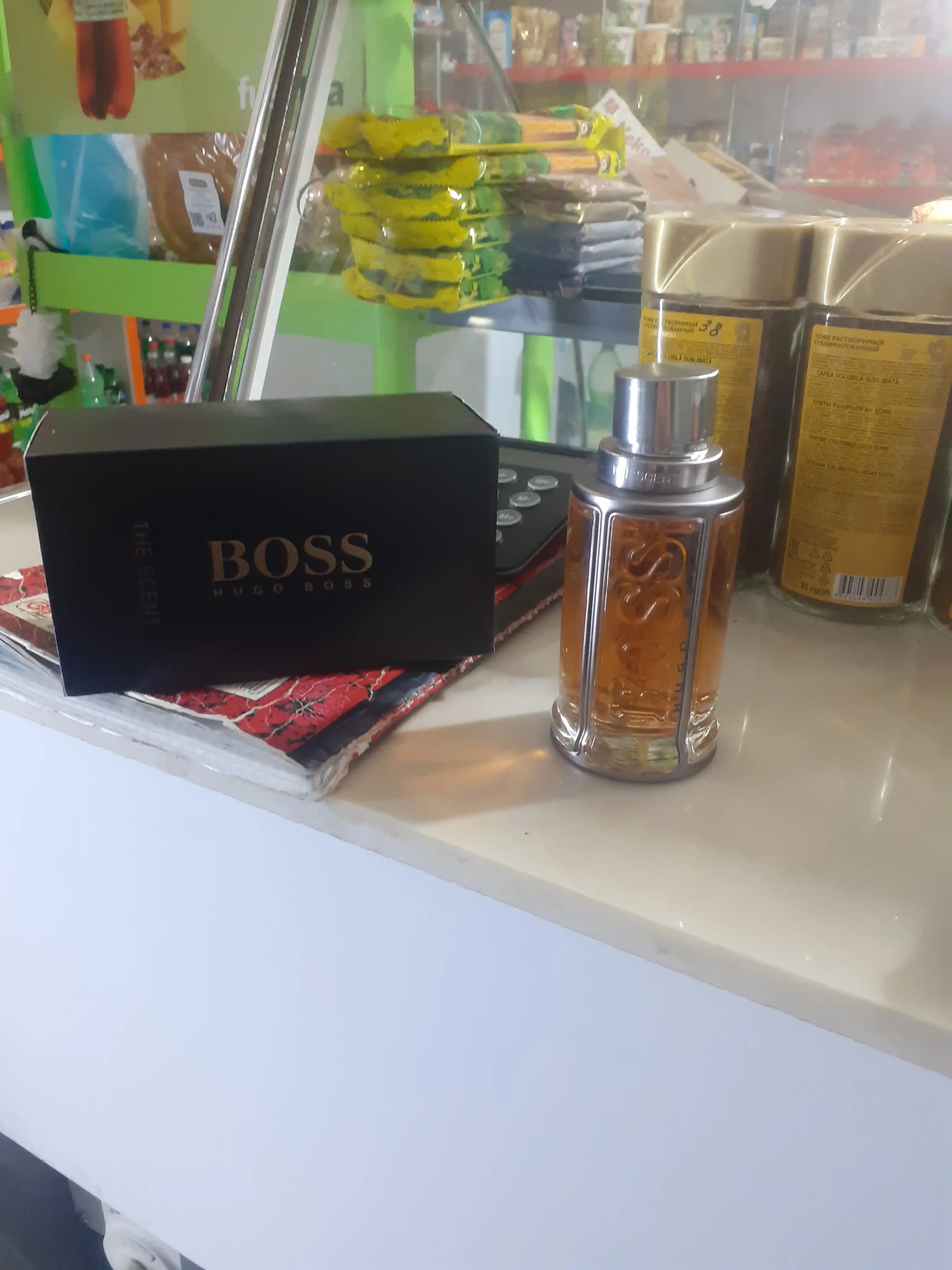 Parfyumlangan suv BOSS The Scent, 100 ml