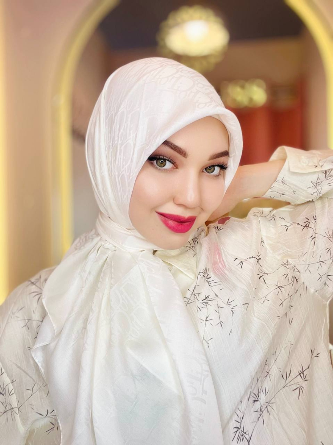 Chvrnykh Yuliya porno Perm Oshxona serialidan seks suratlari