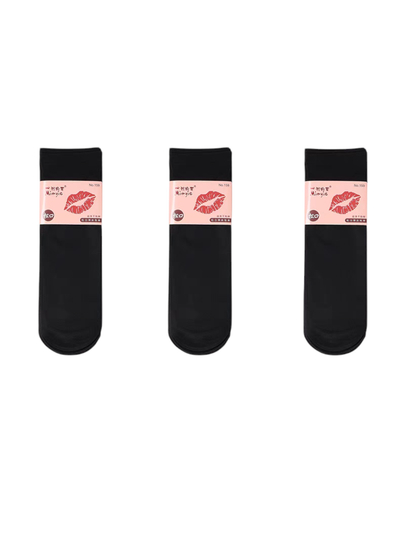 Ayollarning poshnalarini yalash videosi