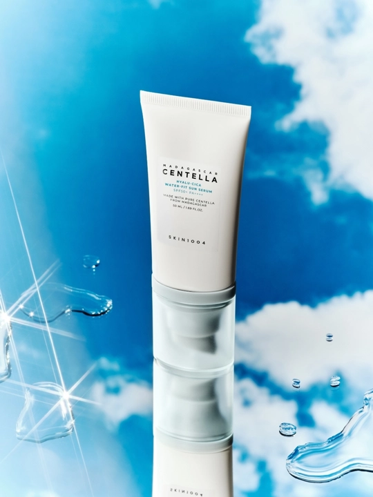 Quyoshdan himoyalovchi SKIN1004 Centella Hyalu-Cica Water-Fit Sun Serum SPF50+ PA++++