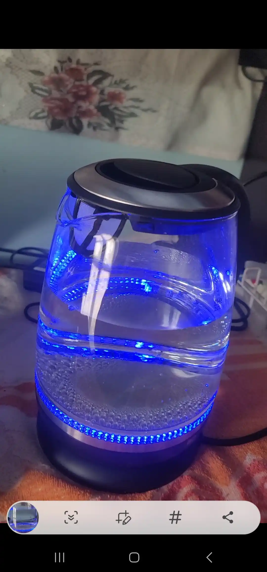 Elektr choynak BQ KT2049G, 2200 Vt, hajmi 2 litr, shisha, tez qaynaydi, yorug'lik