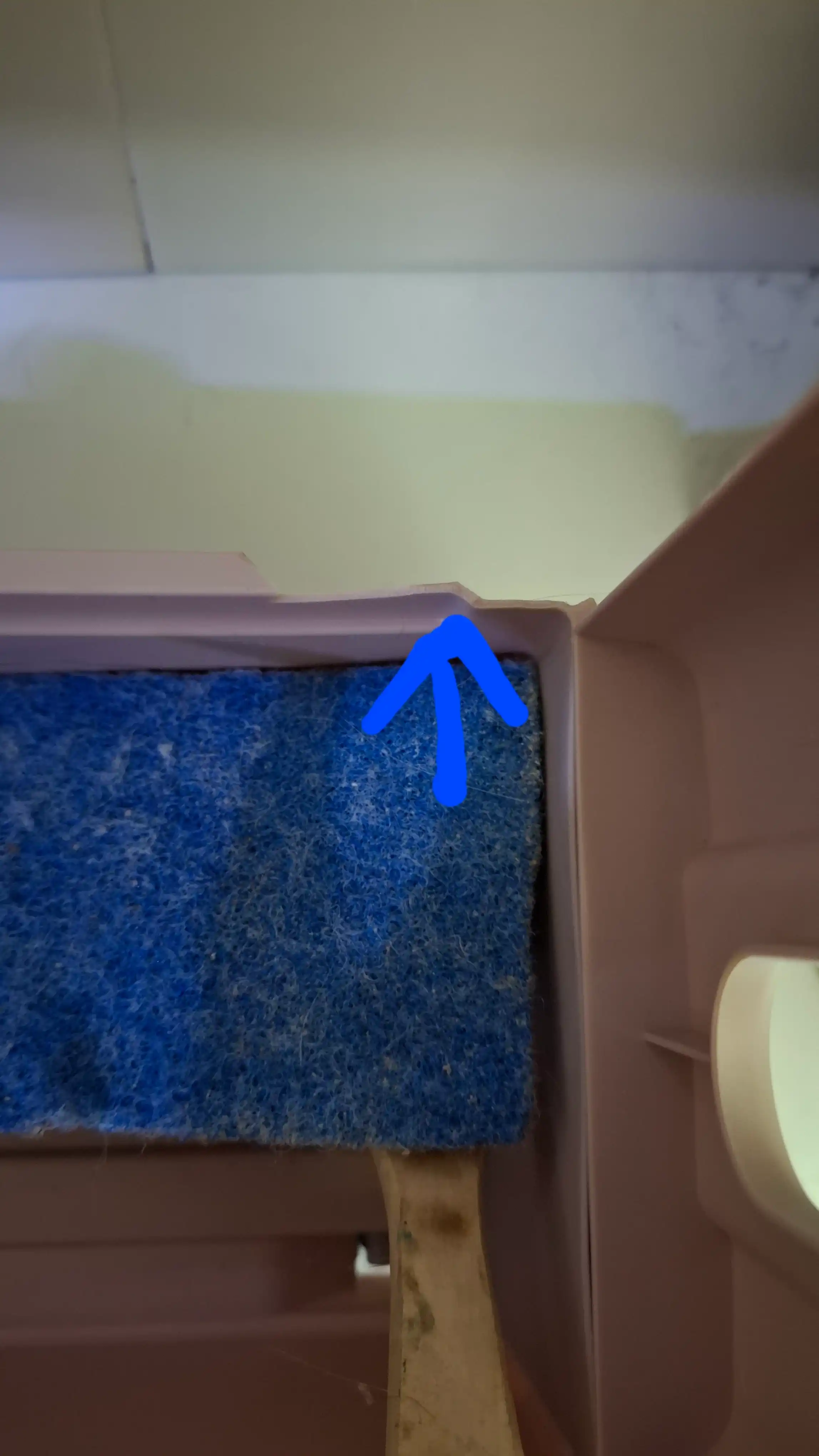 Keeplex Regula g'ildiraklaridagi oshxona va hammom uchun tor plastik polli tokcha