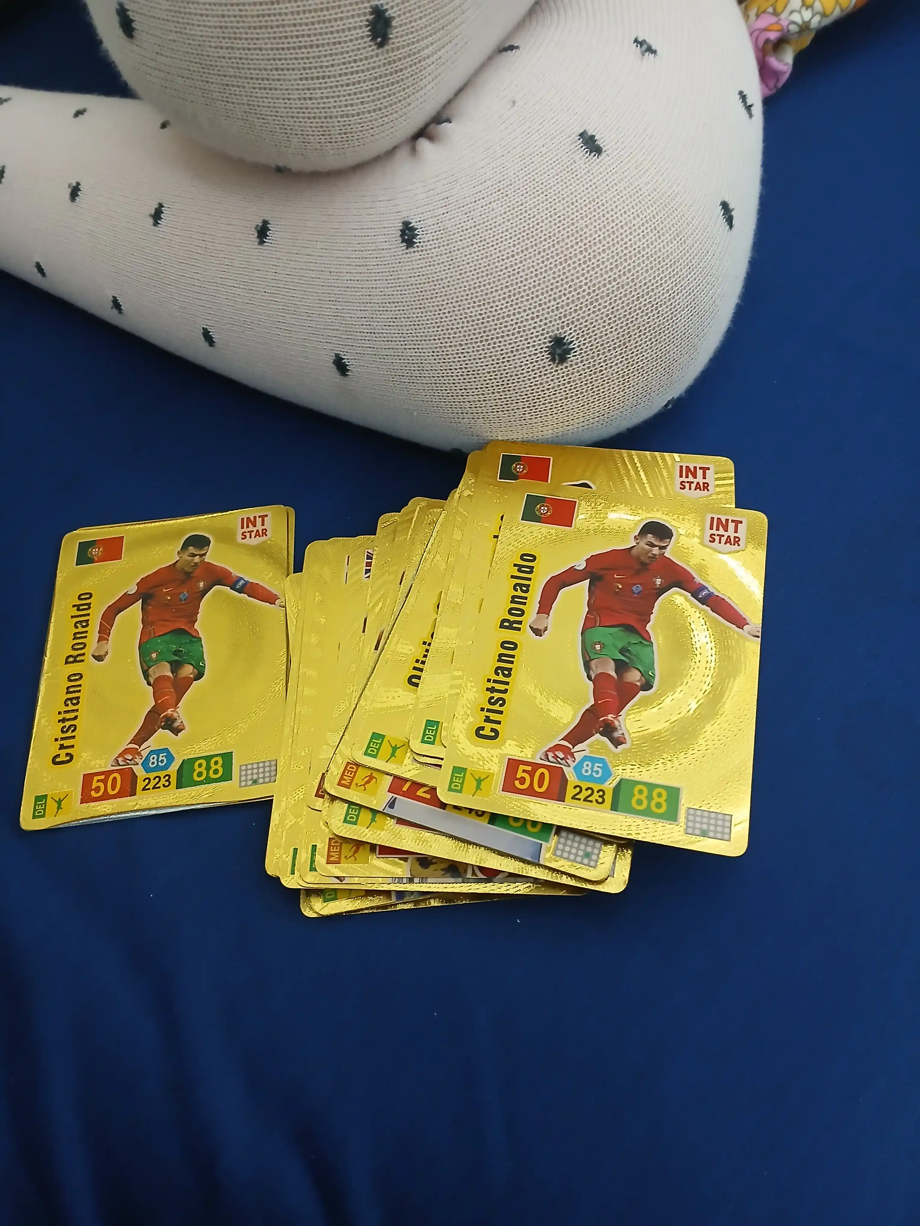 Futbolchilar kartalari FIFA, 55 dona