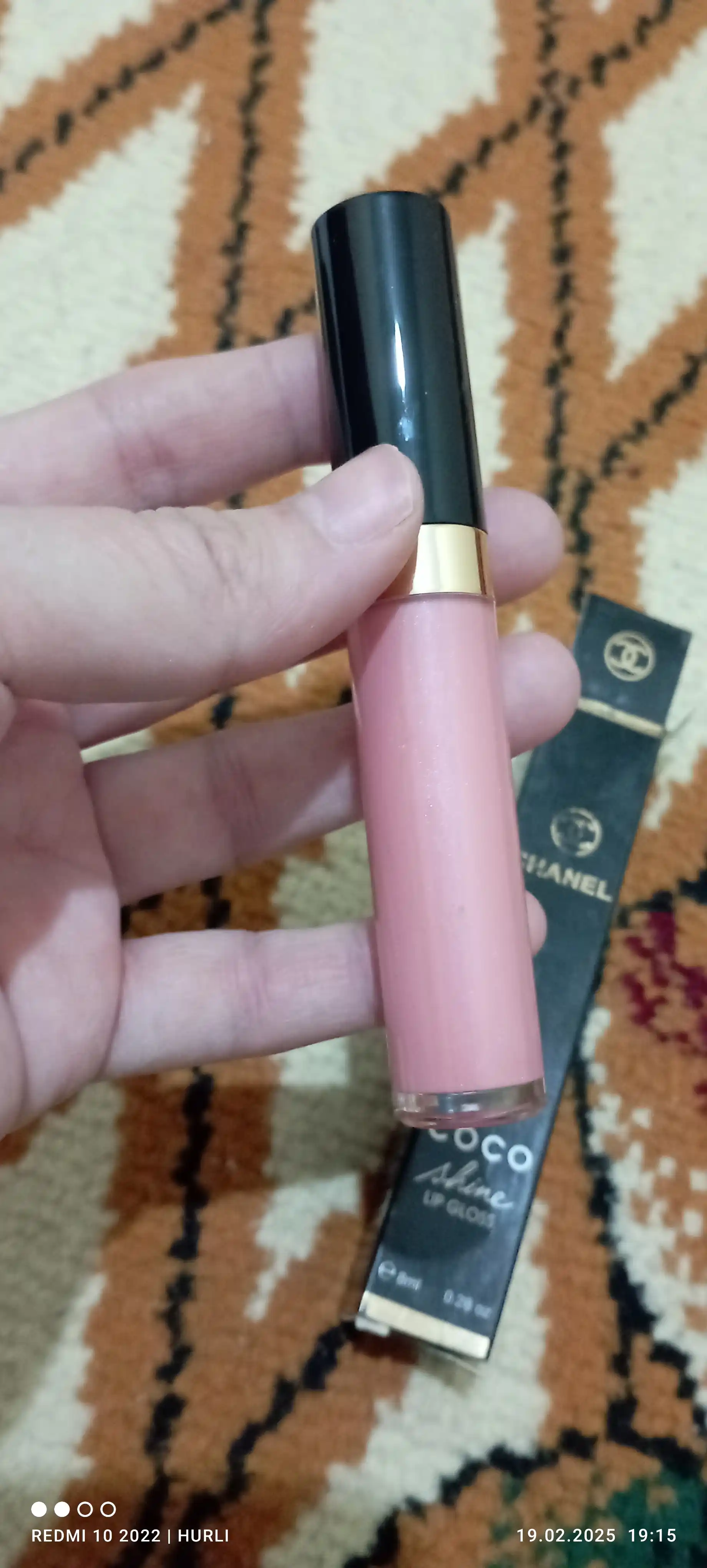 Ультра глянцевый блеск для губ Rouge Allure Velvet, жидкая помада, 8 г 