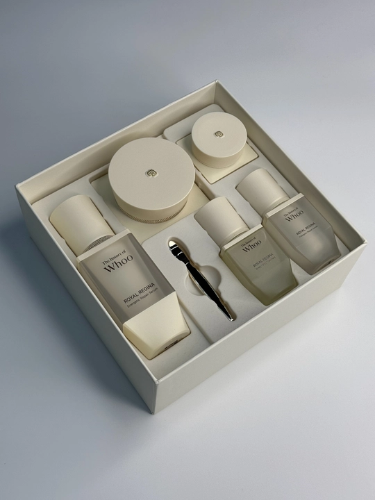 Линия средств по уходу за кожей против старения THE HISTORY OF WHOO ROYAL REGINA - 