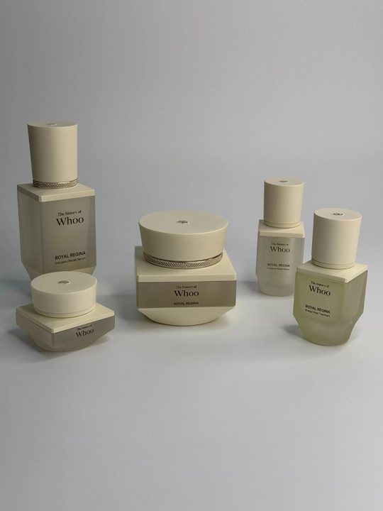 Линия средств по уходу за кожей против старения THE HISTORY OF WHOO ROYAL REGINA