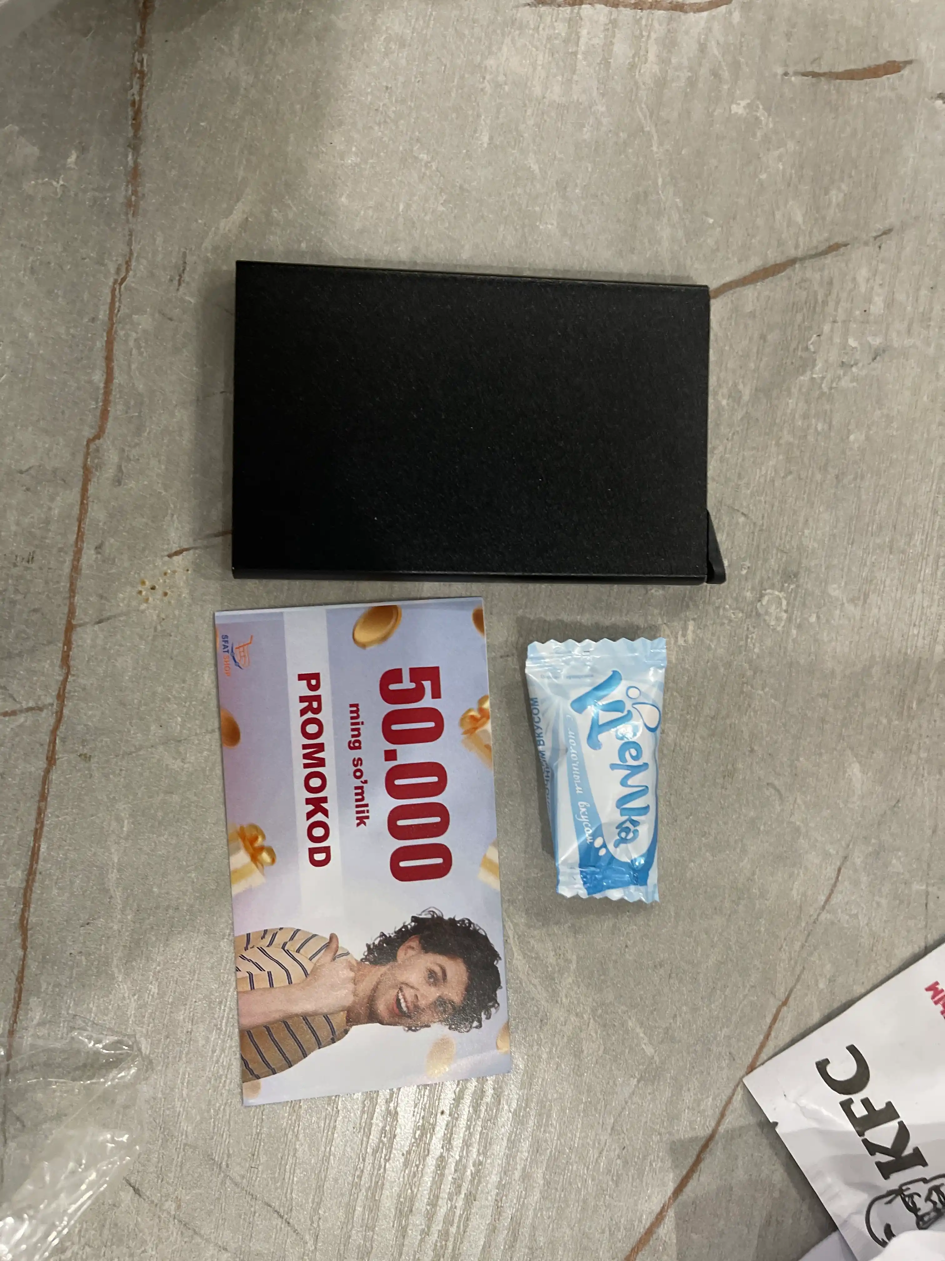 Dumaloq softbox, lampa, ustun, pult