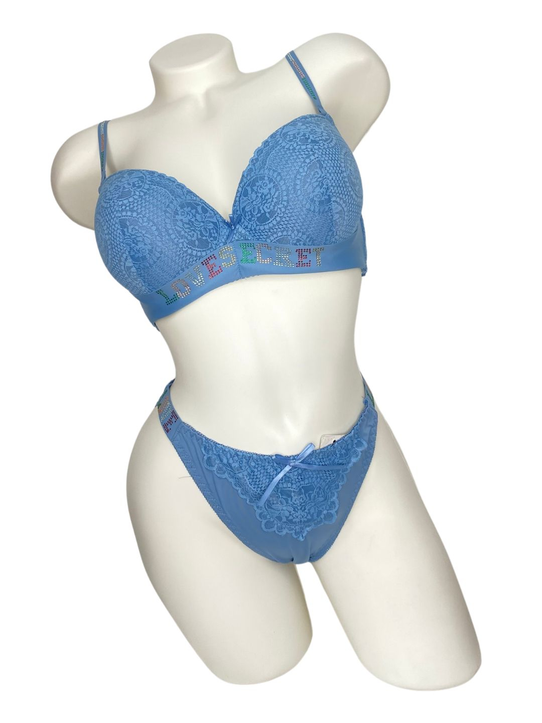 Bumblebees bilan anal porno Miki Sato porno video onlayn