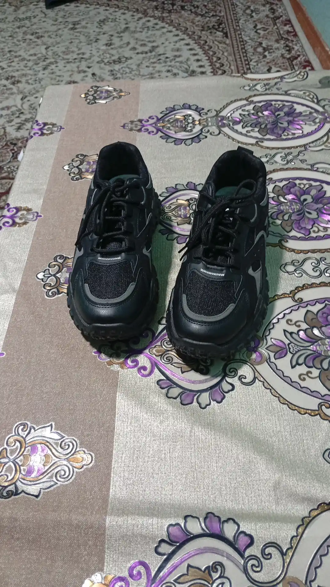 Erkaklar uchun demi-mavsumiy MIRS SHOES krossovkalari, baland taglikda, 1 o‘lchamga kichik