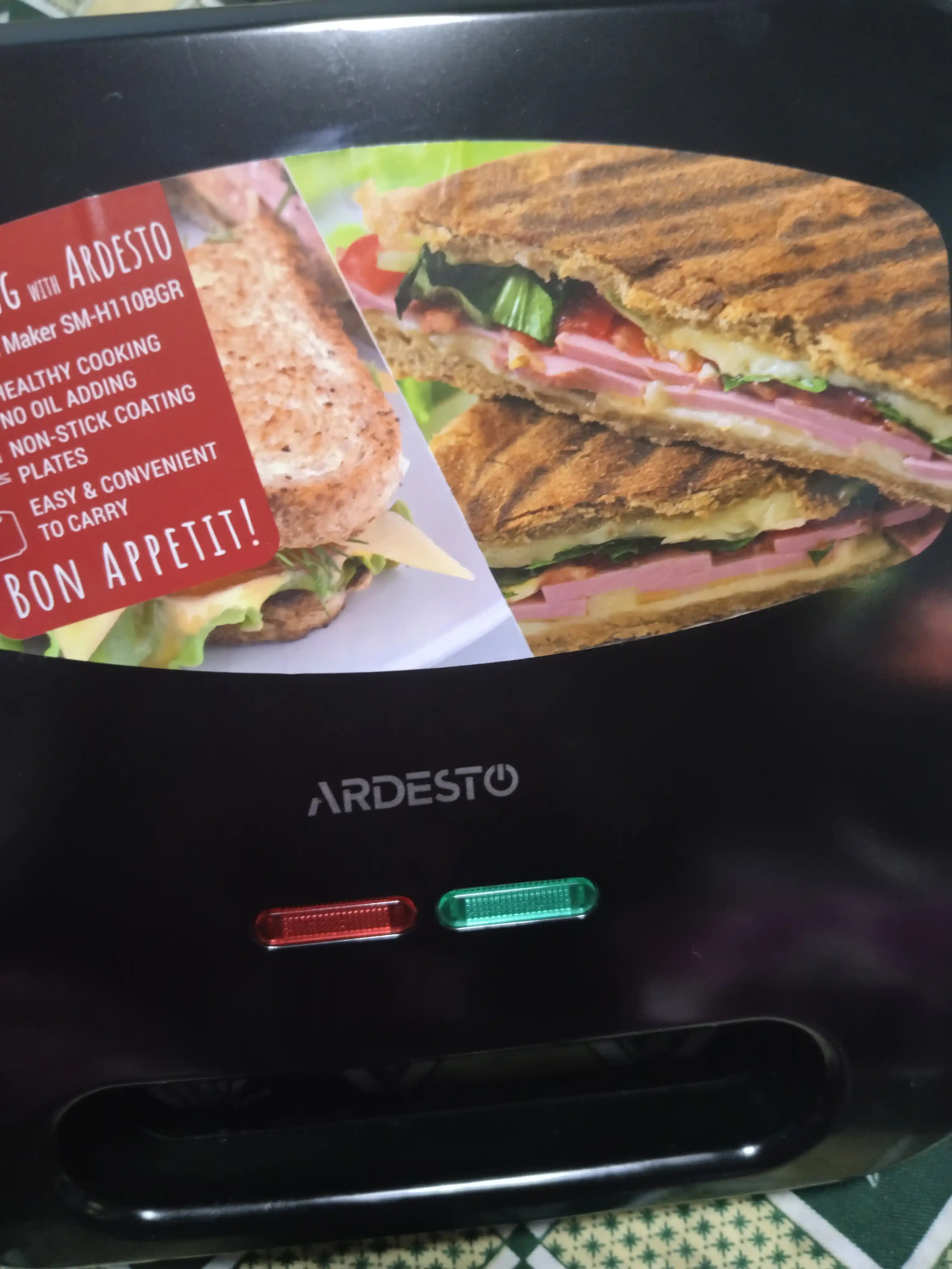 Sendvich, buterbrod pishirgich Ardesto SM-H100W, SM-H110BGR, SM-H110BSN