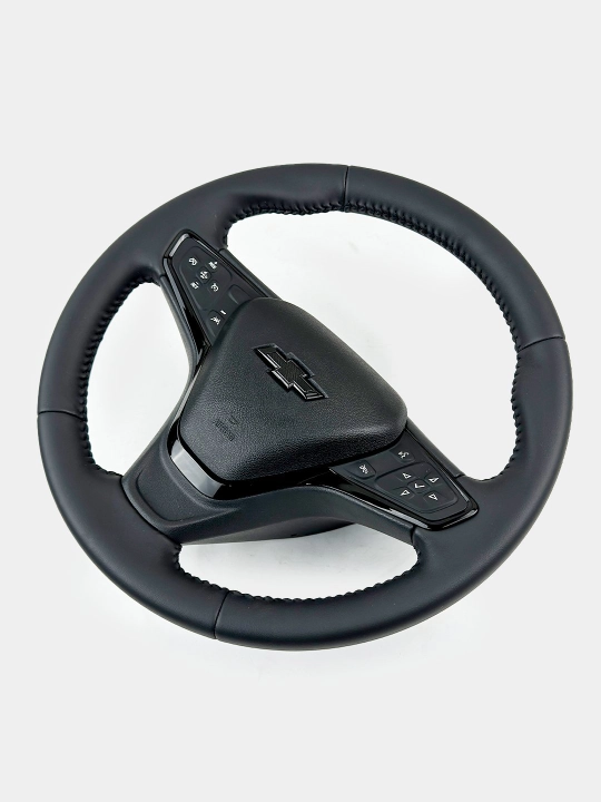 Chevrolet Malibu 2 avtomobil ruli, BLACK PIANO EDITION, charmdan ishlangan