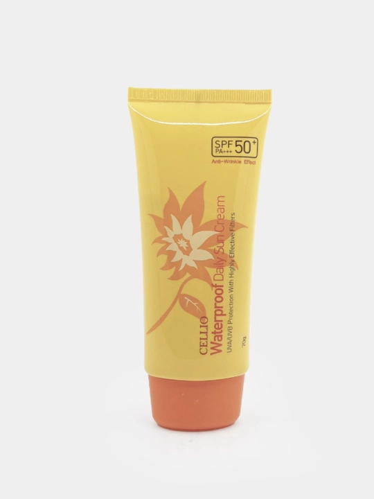 Spf krem Quyoshdan himoya qiluvchi namlovchi krem SPF50+