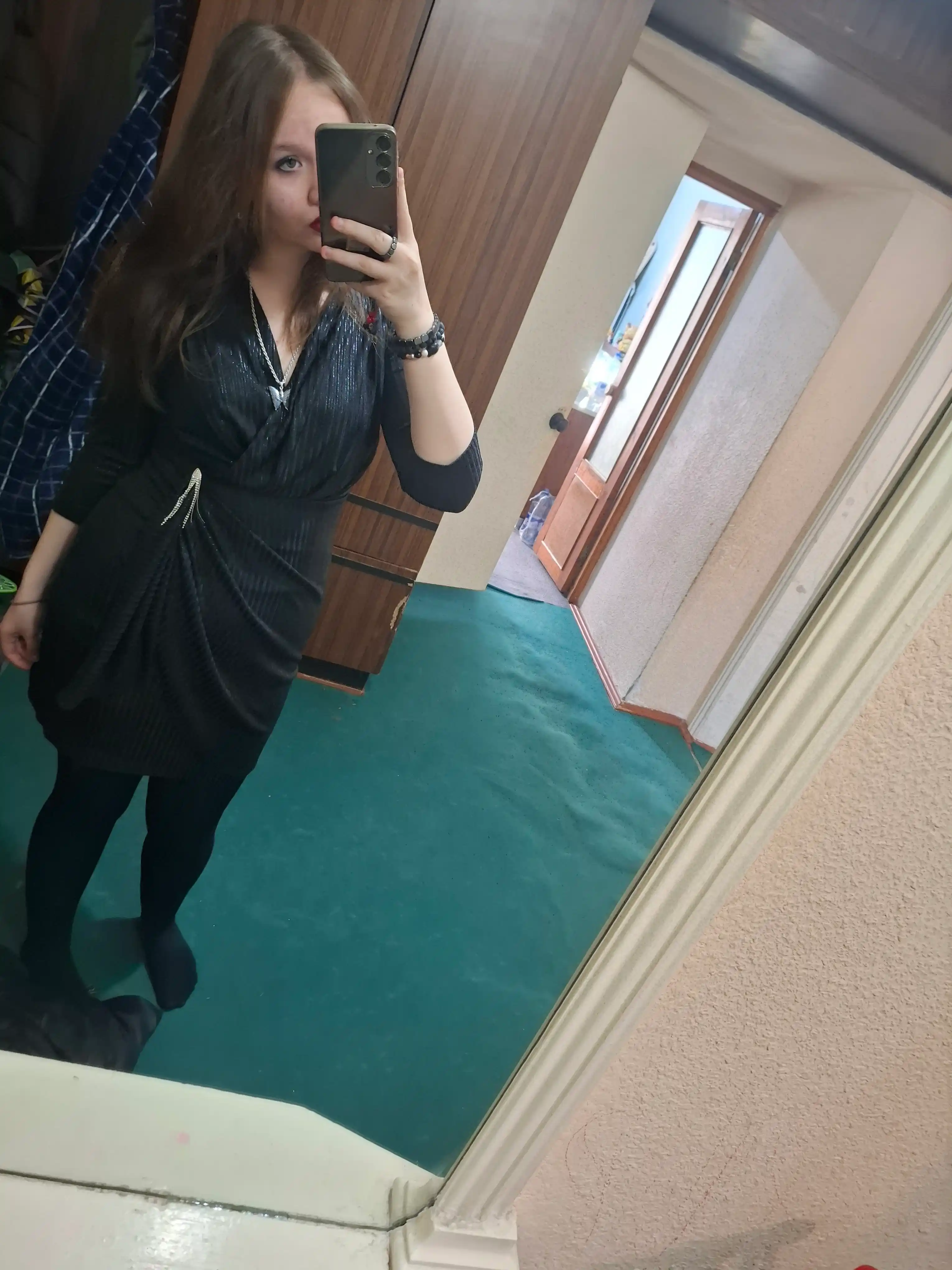 Вечернее платье для женщин