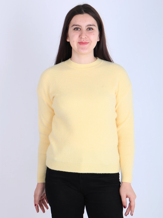 Ayollar uchun angora sviteri, universal o'lcham, L-XL – yumshoq va issiq